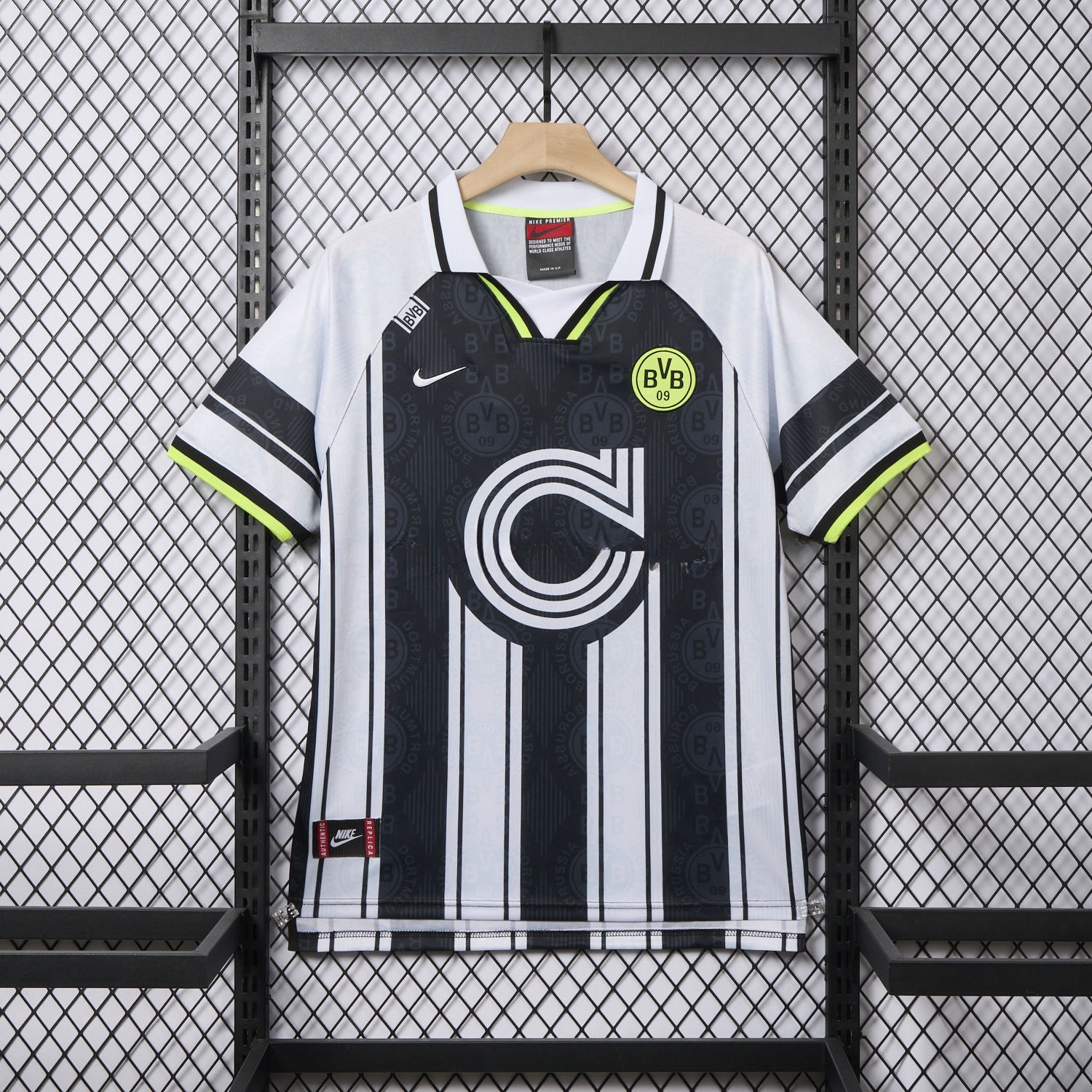 Retro Dortmund 1996-97 European Away Jersey - UnitedFutballJersey