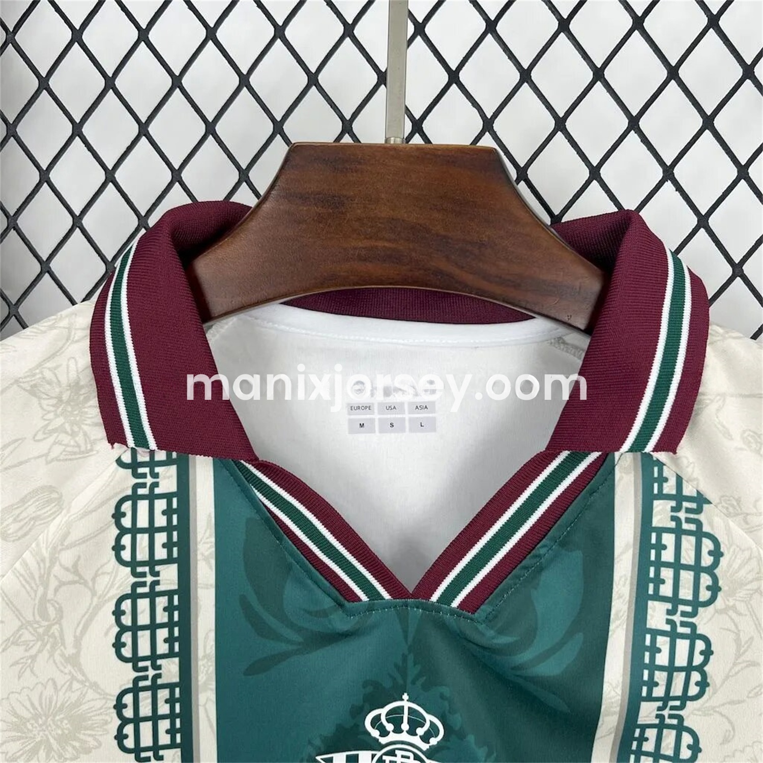 Real Betis 25-26 Green Vertical Stripes with White Flower Pattern Special Jersey - Fans Version - UnitedFutballJersey