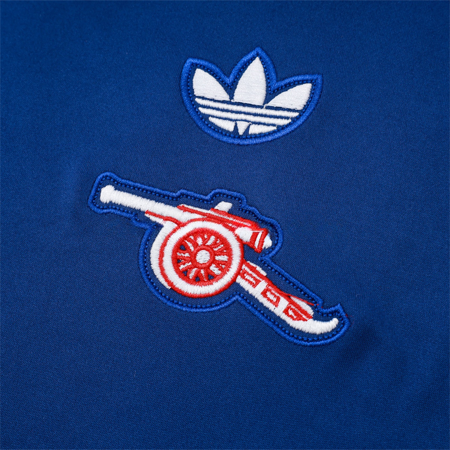 Arsenal 25-26 Throwback Trefoil Vest Training Set - Royal Blue Vest and Shorts - UnitedFutballJersey