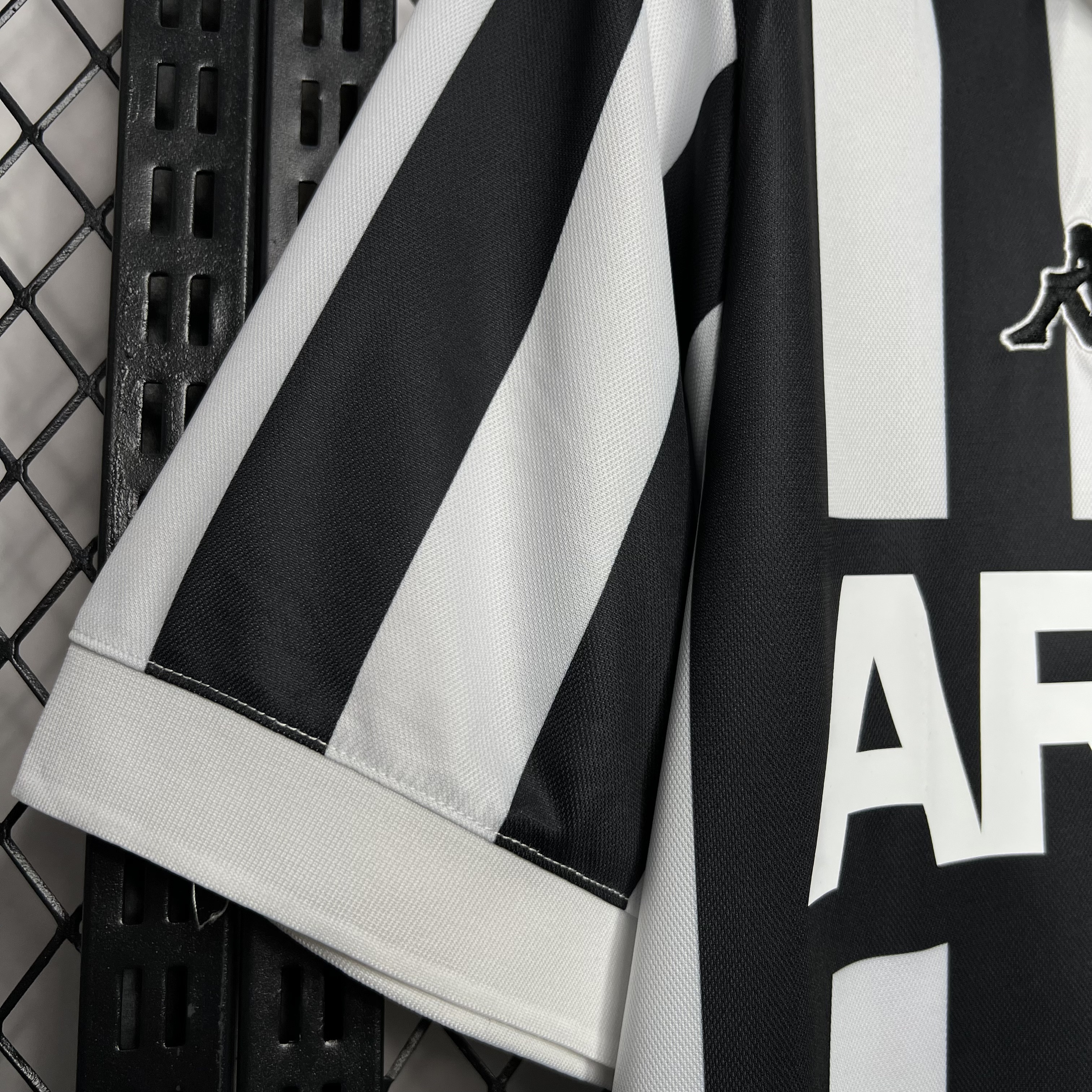 Retro Juventus 1984-85 Home Stadium Jersey - UnitedFutballJersey