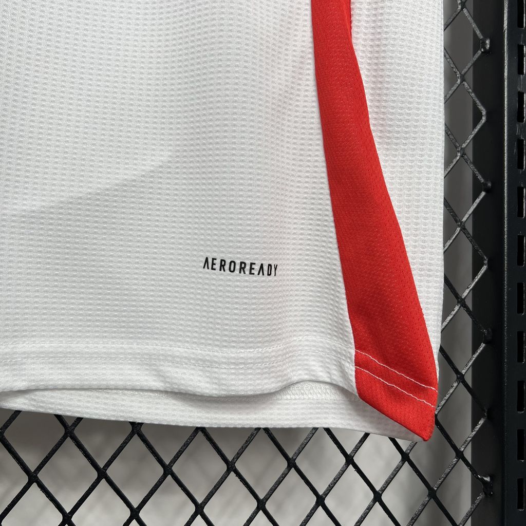 Fulham 24-25 Home Stadium Jersey - Fans Version - UnitedFutballJersey