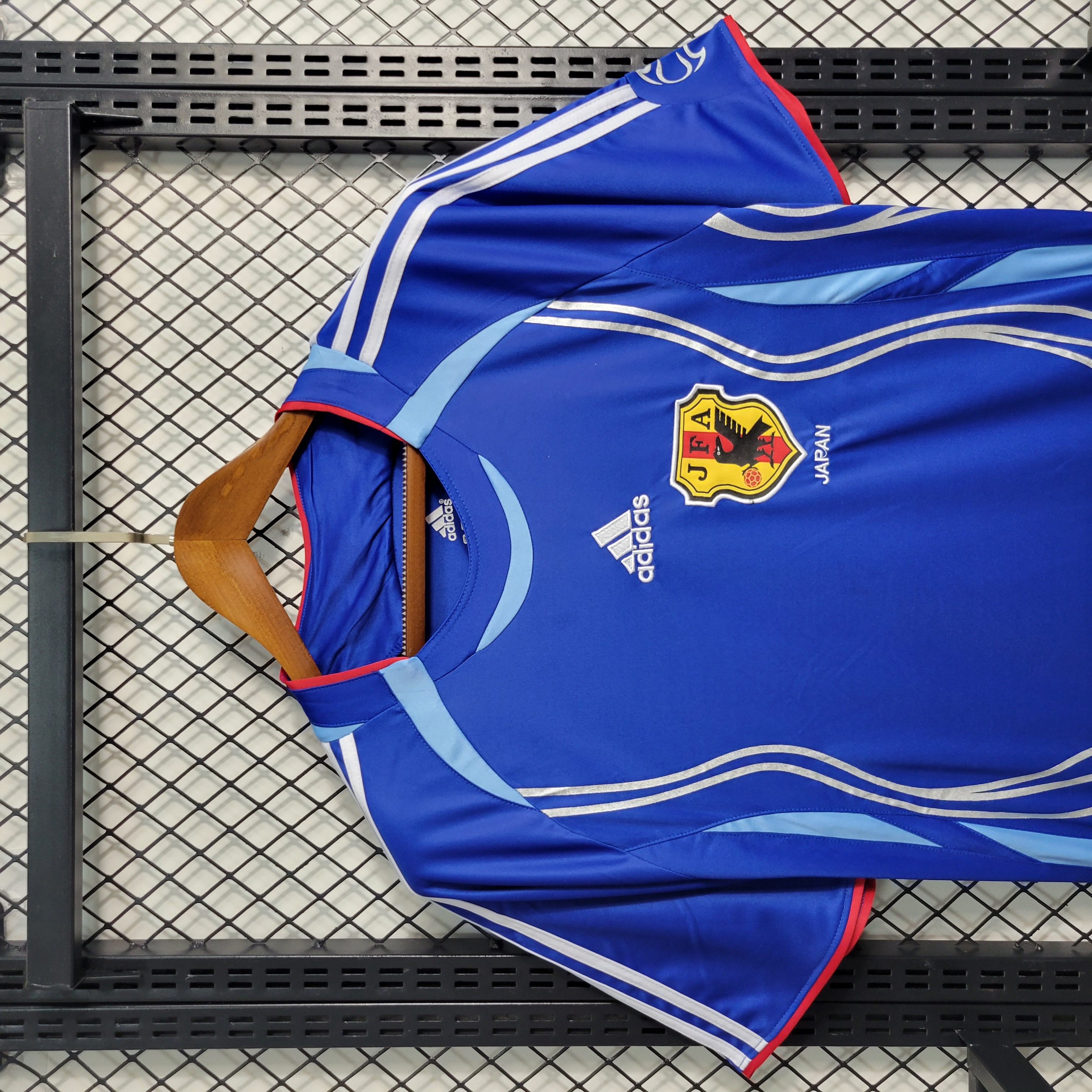 Retro Japan 2006 Home Stadium Jersey - UnitedFutballJersey