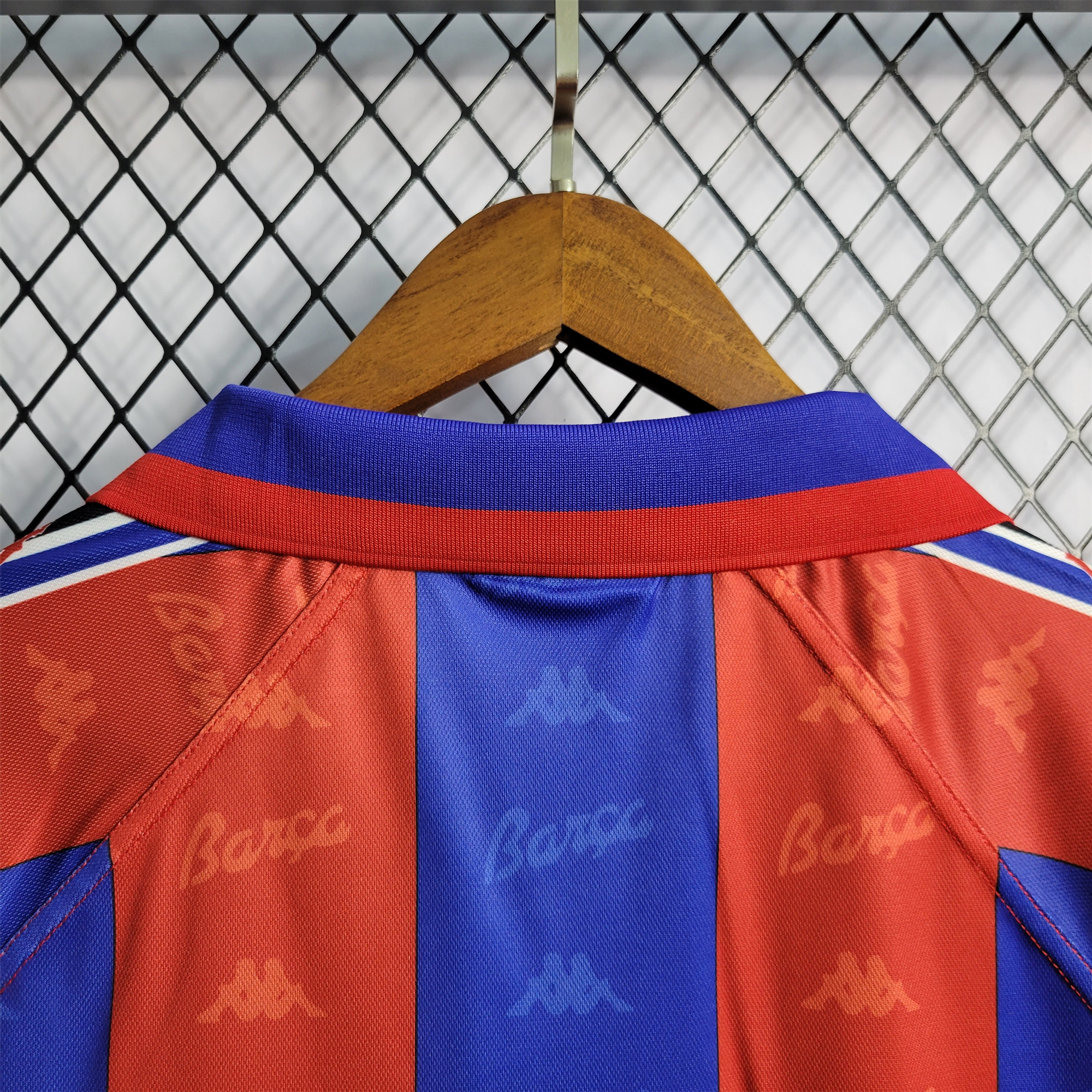 B.A.R.S.A Retro 96-97 Home Stadium Jersey - UnitedFutballJersey