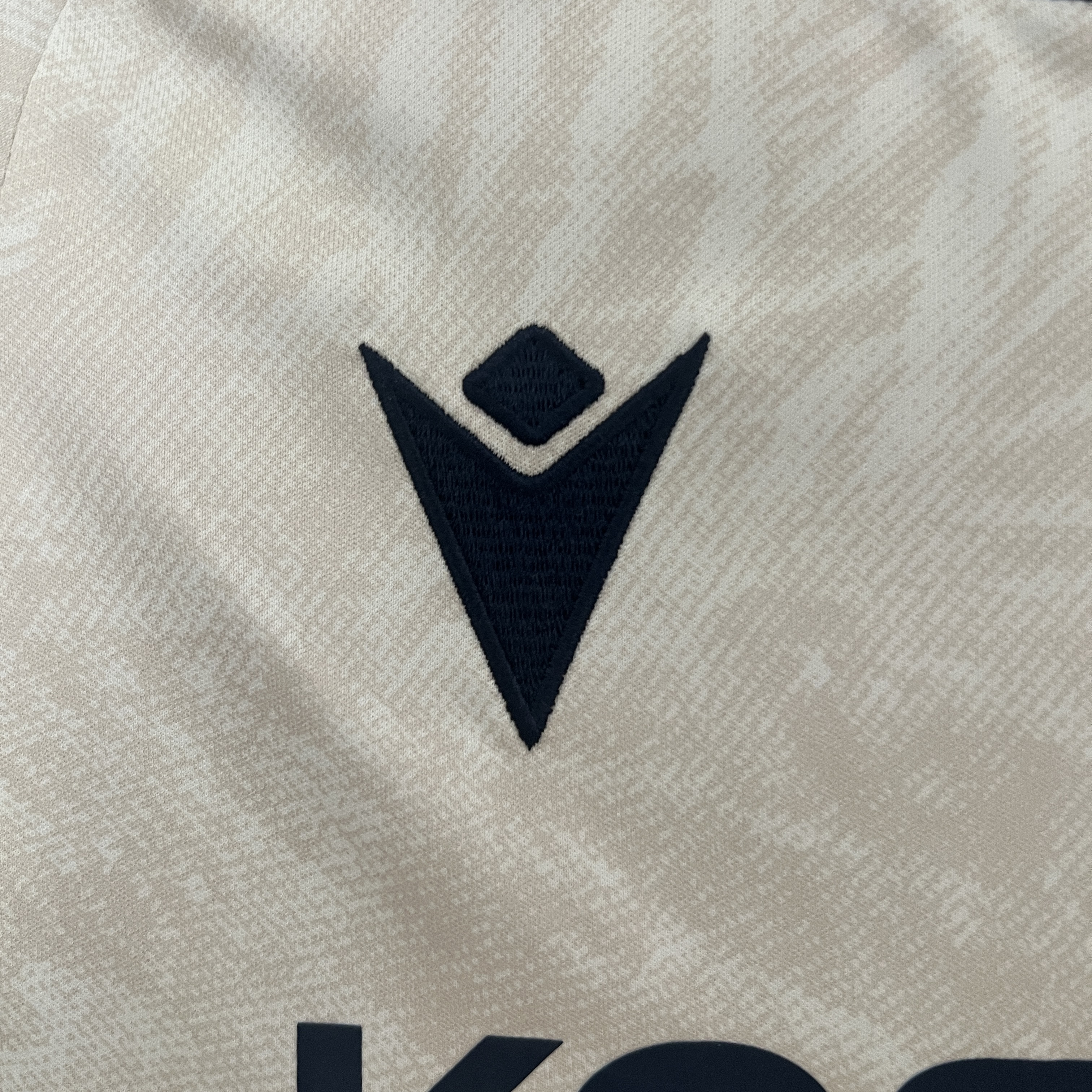 Osasuna 24-25 Away Kids Kit - UnitedFutballJersey
