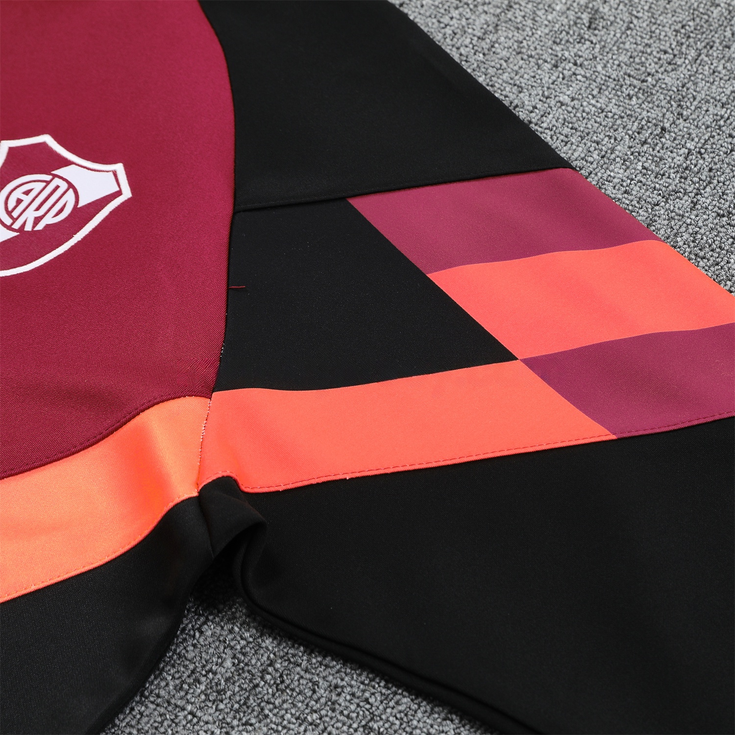 River Plate 25-26 Terrace Jacket Training Tracksuit - Deep Red Jackets & Black Pants - UnitedFutballJersey