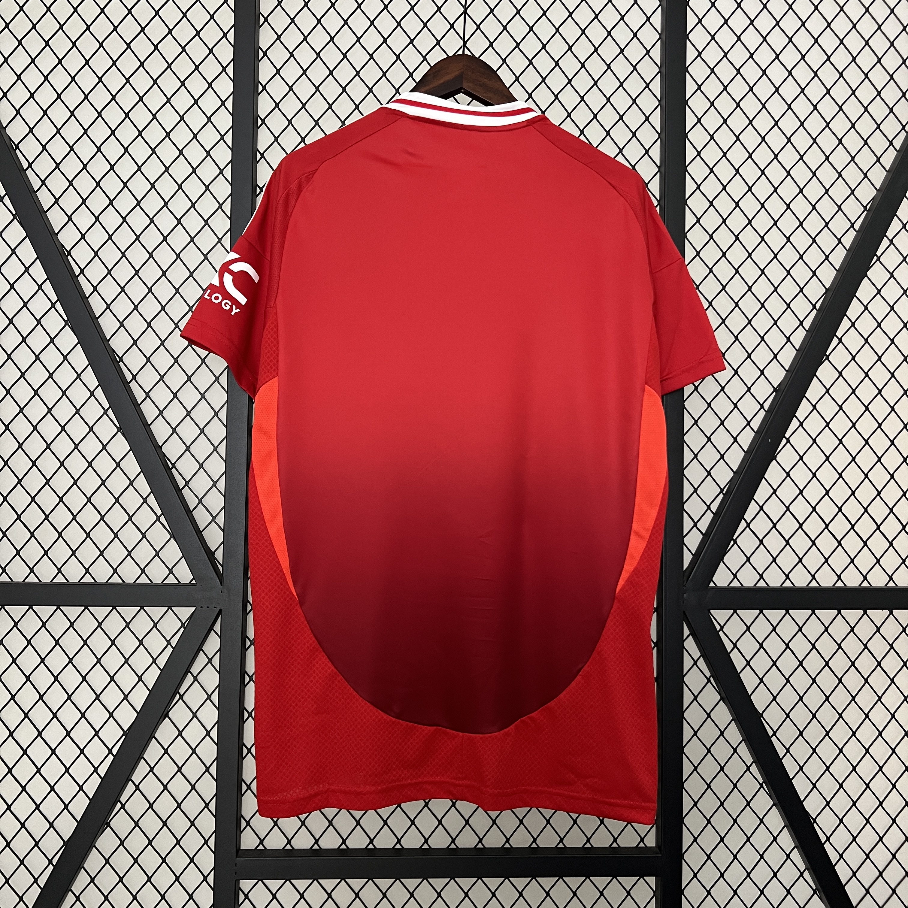 Manchester United 24-25 Home Stadium Jersey - Fans Version - UnitedFutballJersey