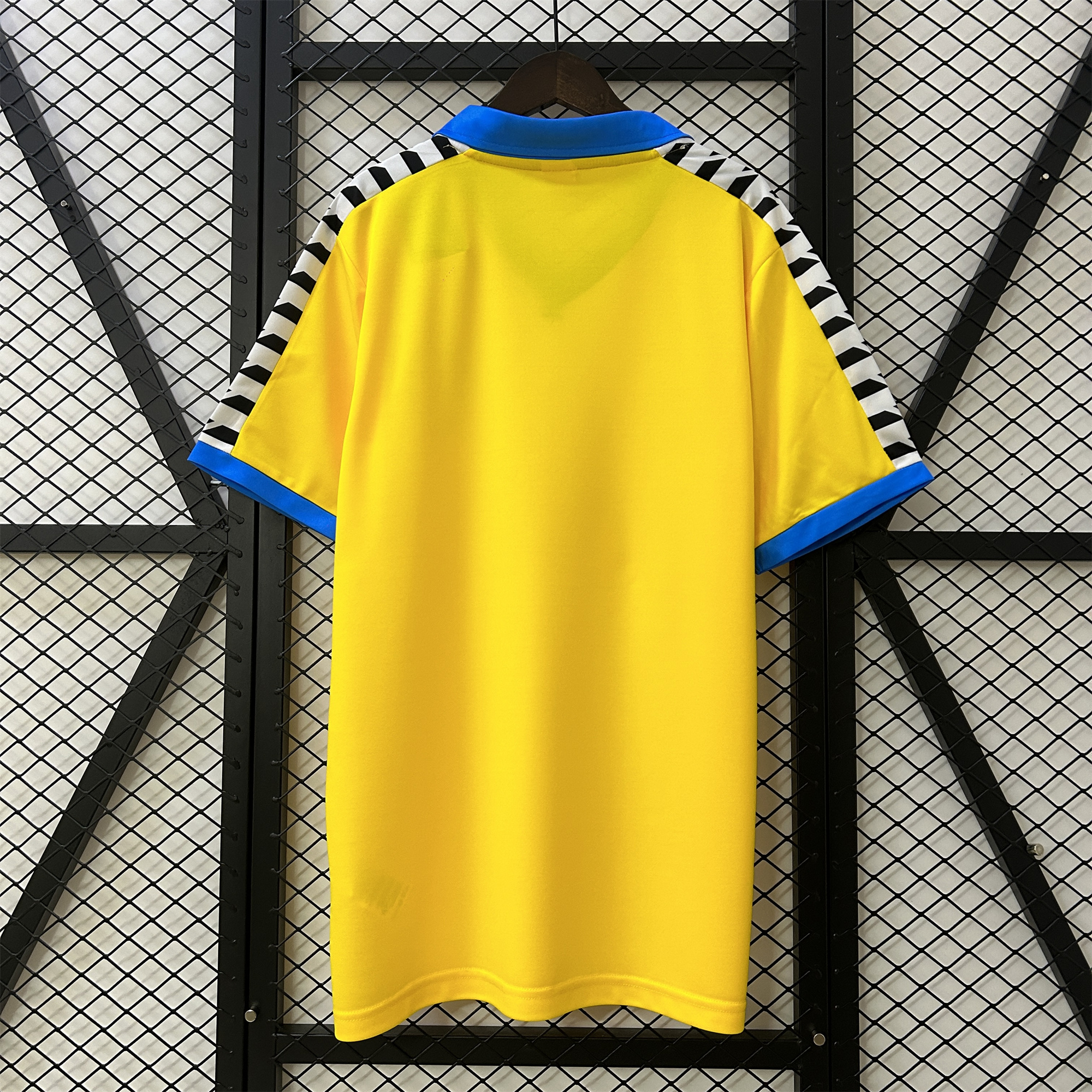 Retro Cádiz Cadiz 1983-84 Home Jersey - UnitedFutballJersey