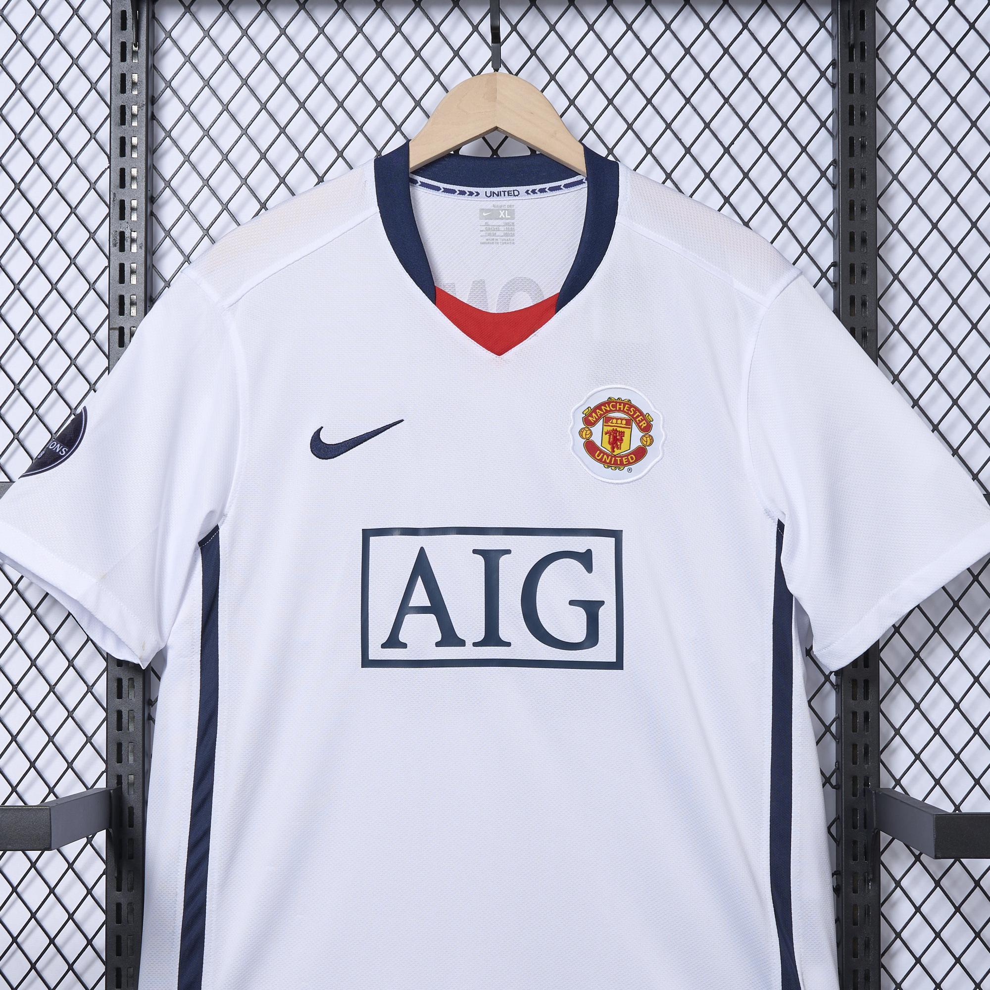 Retro Manchester United 08-09 Away Jersey - UnitedFutballJersey