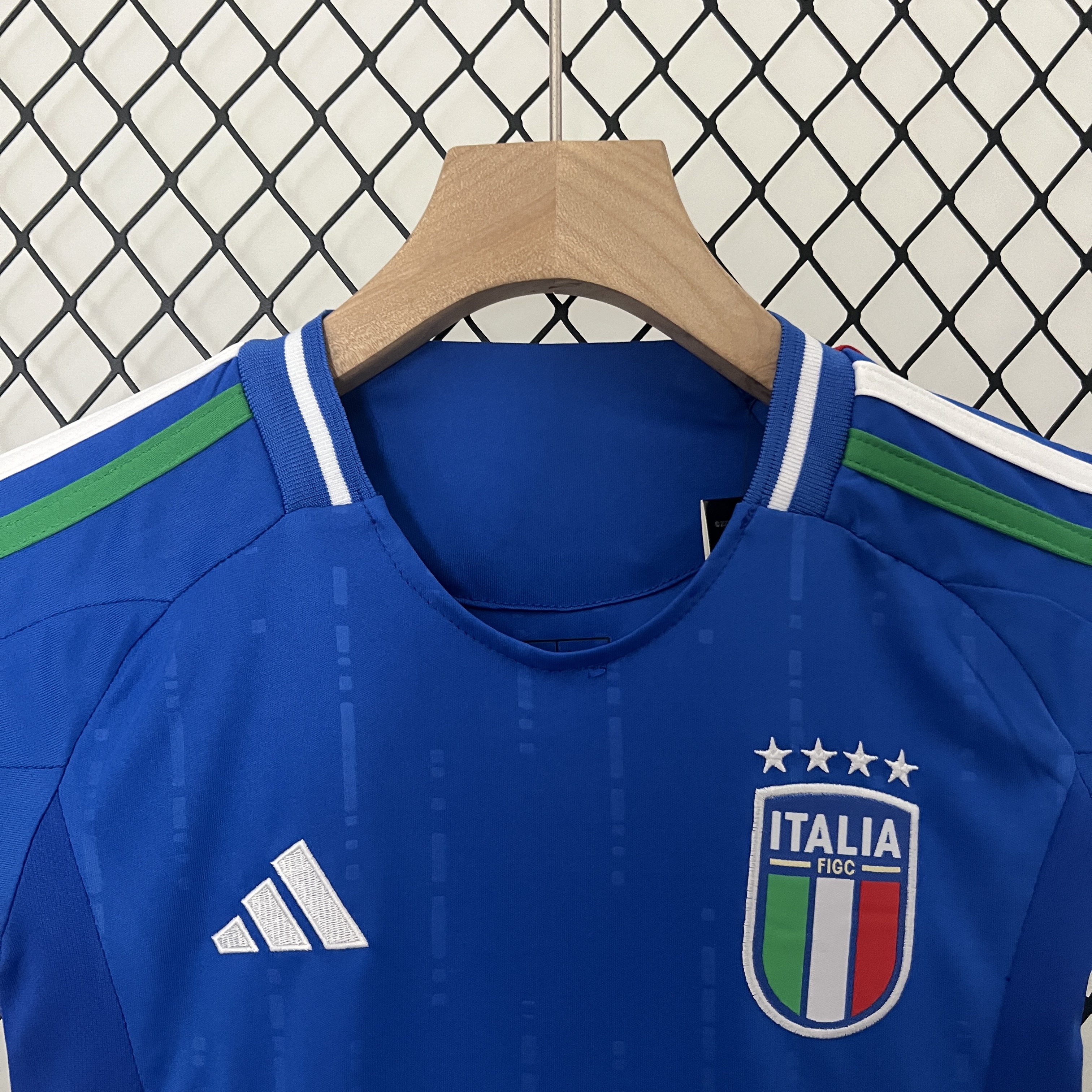 Italy 2024 Home Stadium Kids Kit - UnitedFutballJersey