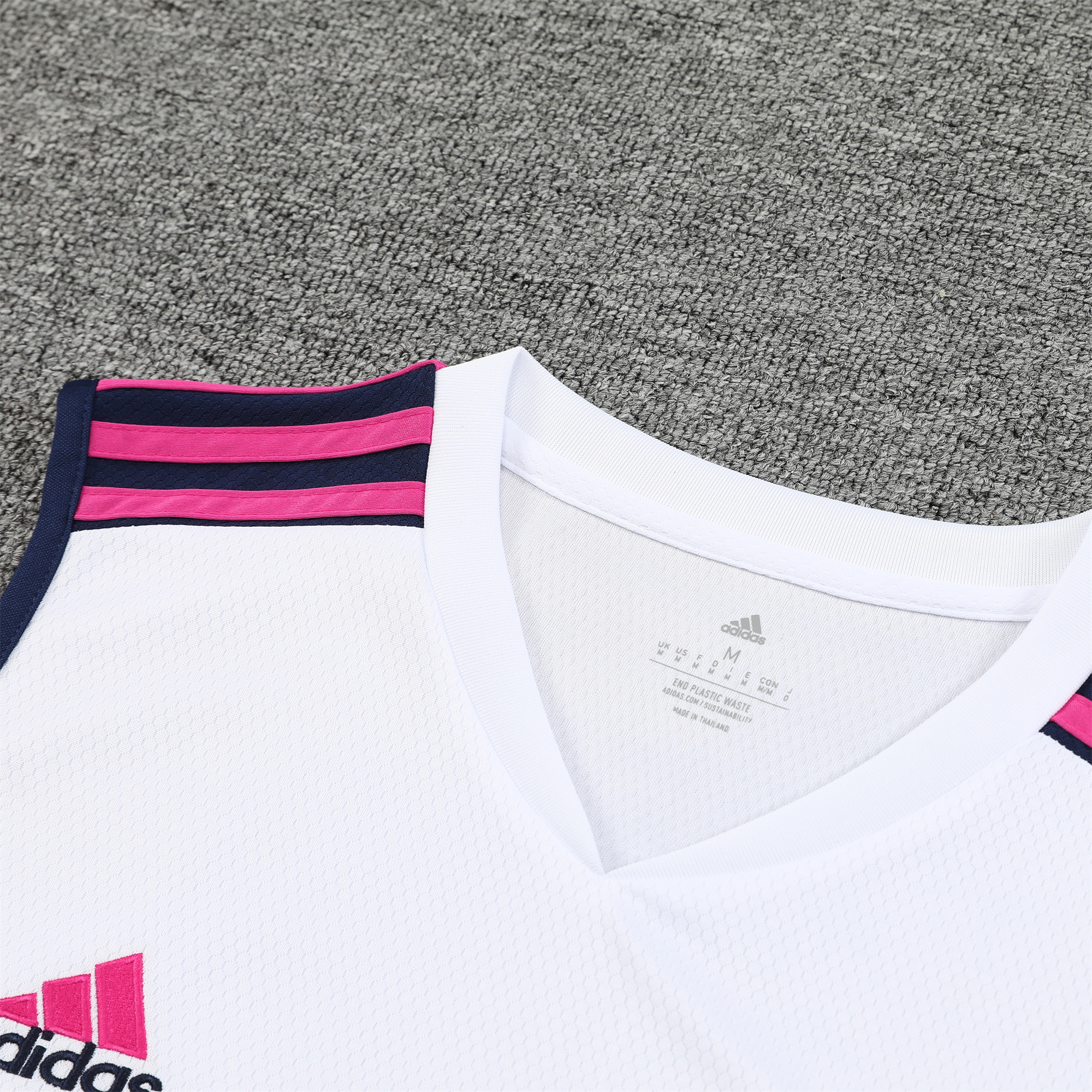 Arsenal 23-24 Player Vest Training Set White Pink - UnitedFutballJersey