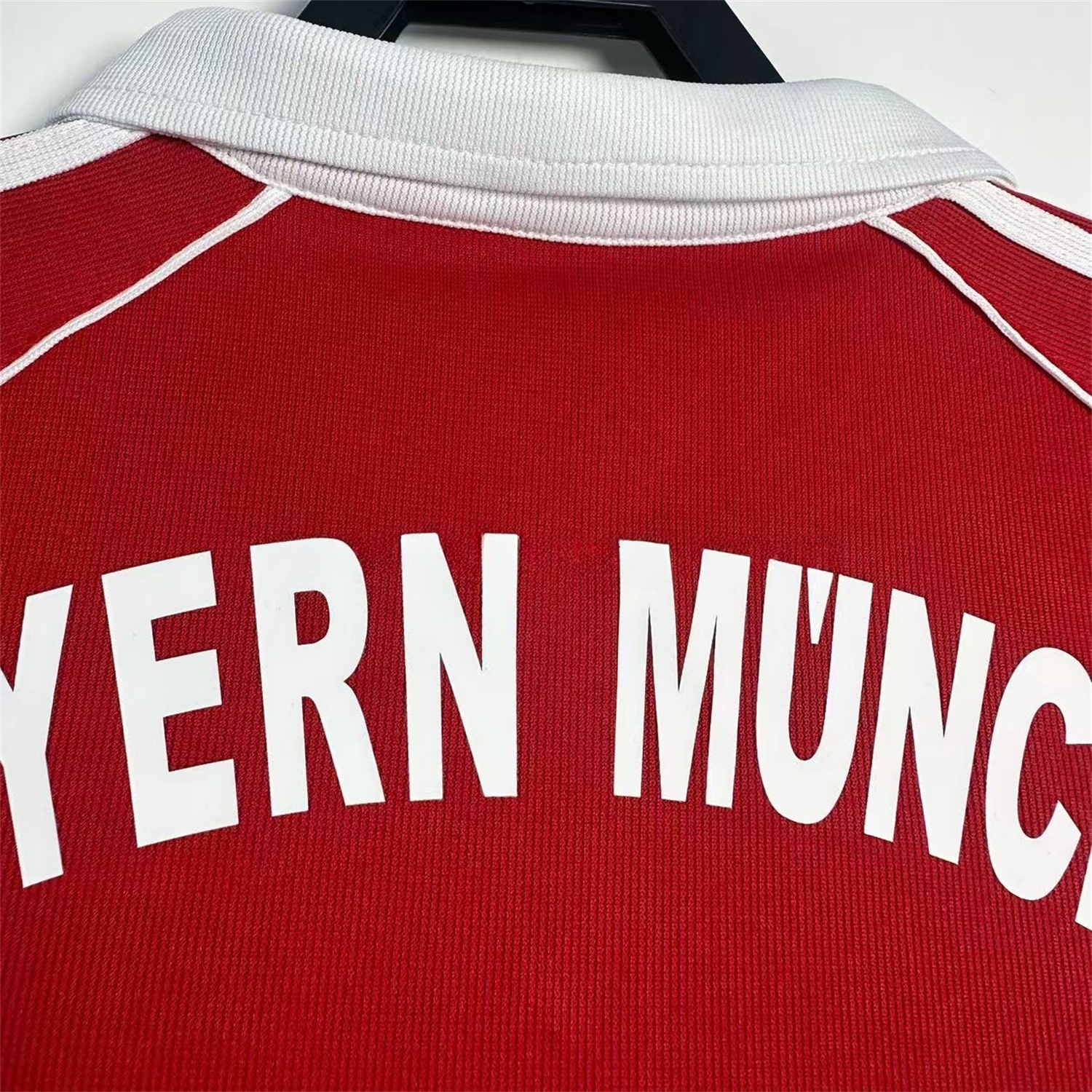 Retro Bayern Munich 2006-07 Home Jersey - UnitedFutballJersey