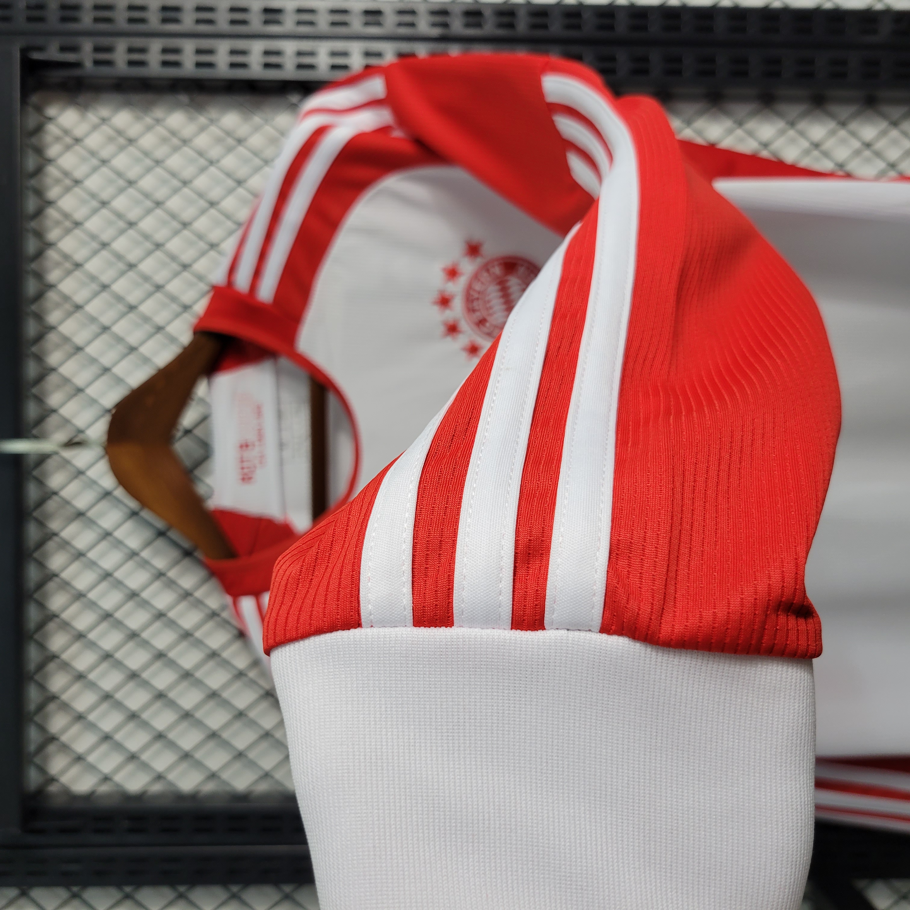 Bayern Munich 23-24 Home Long Sleeve Jersey - Fans Version - UnitedFutballJersey