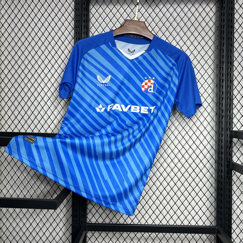 GNK Dinamo Zagreb 24-25 Home Stadium Jersey - Fans Version - UnitedFutballJersey