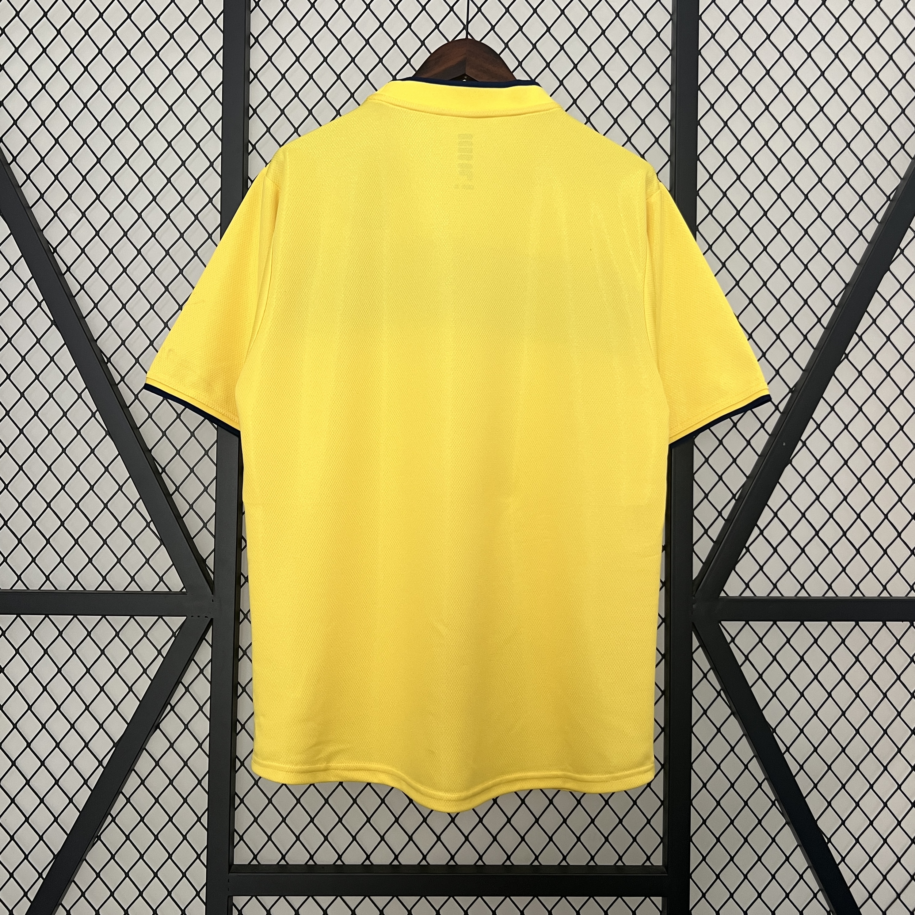Retro S-c-o.t l.a-n.d 2002 Away Jersey - UnitedFutballJersey