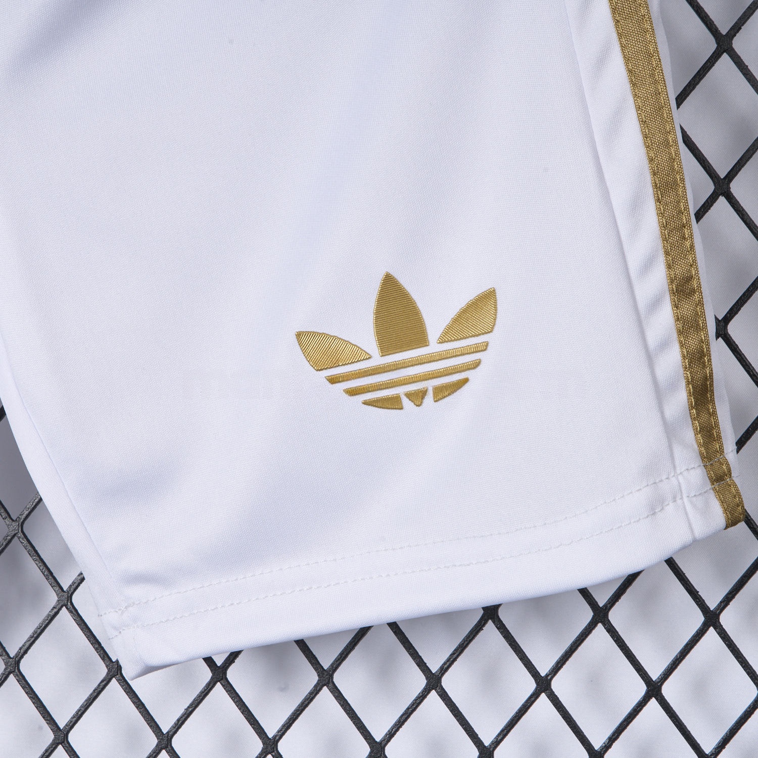 Bayern Munich 2025 White 125th Anniversary Shorts - Fans Version - UnitedFutballJersey
