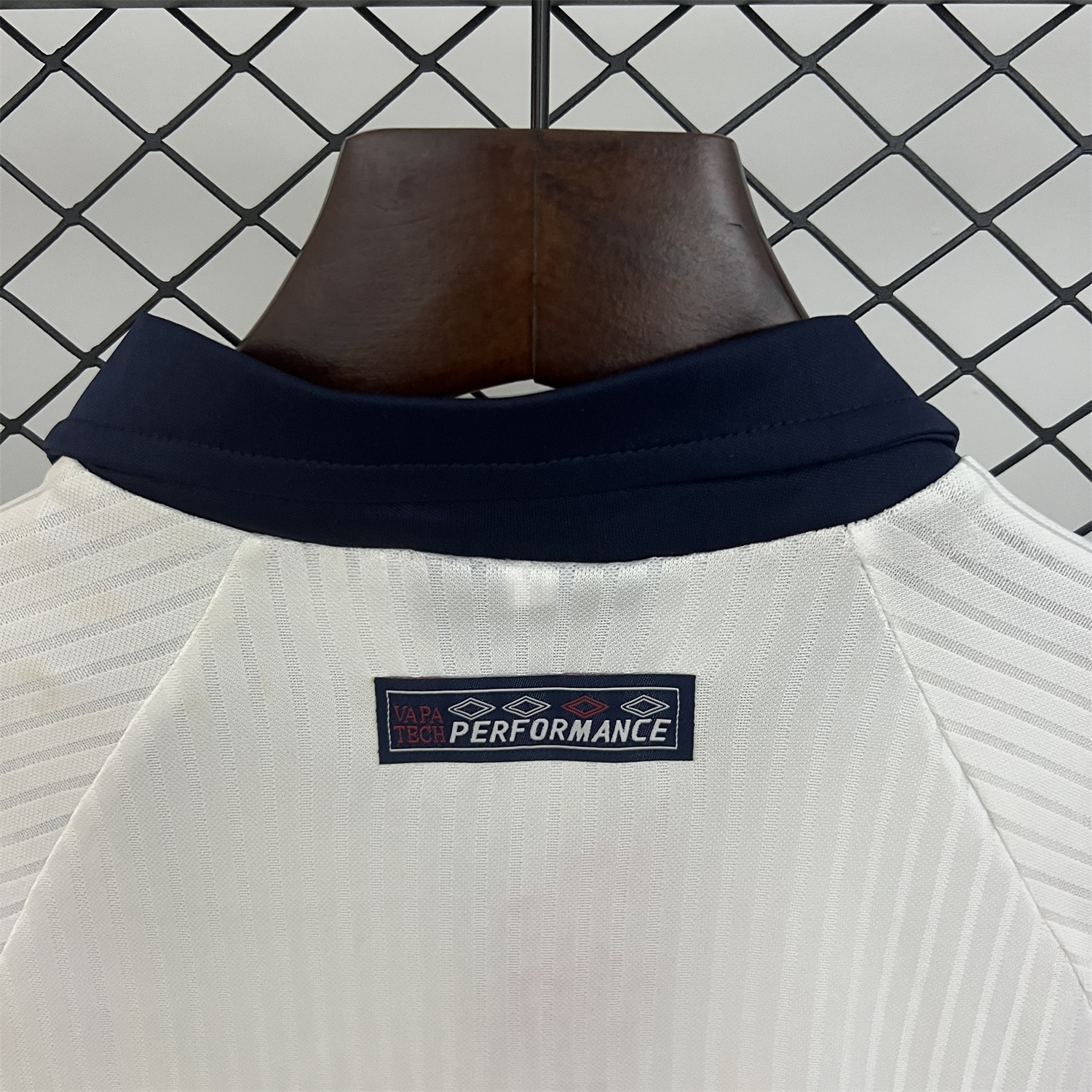 Retro England 1998 Home Kids Kit - UnitedFutballJersey