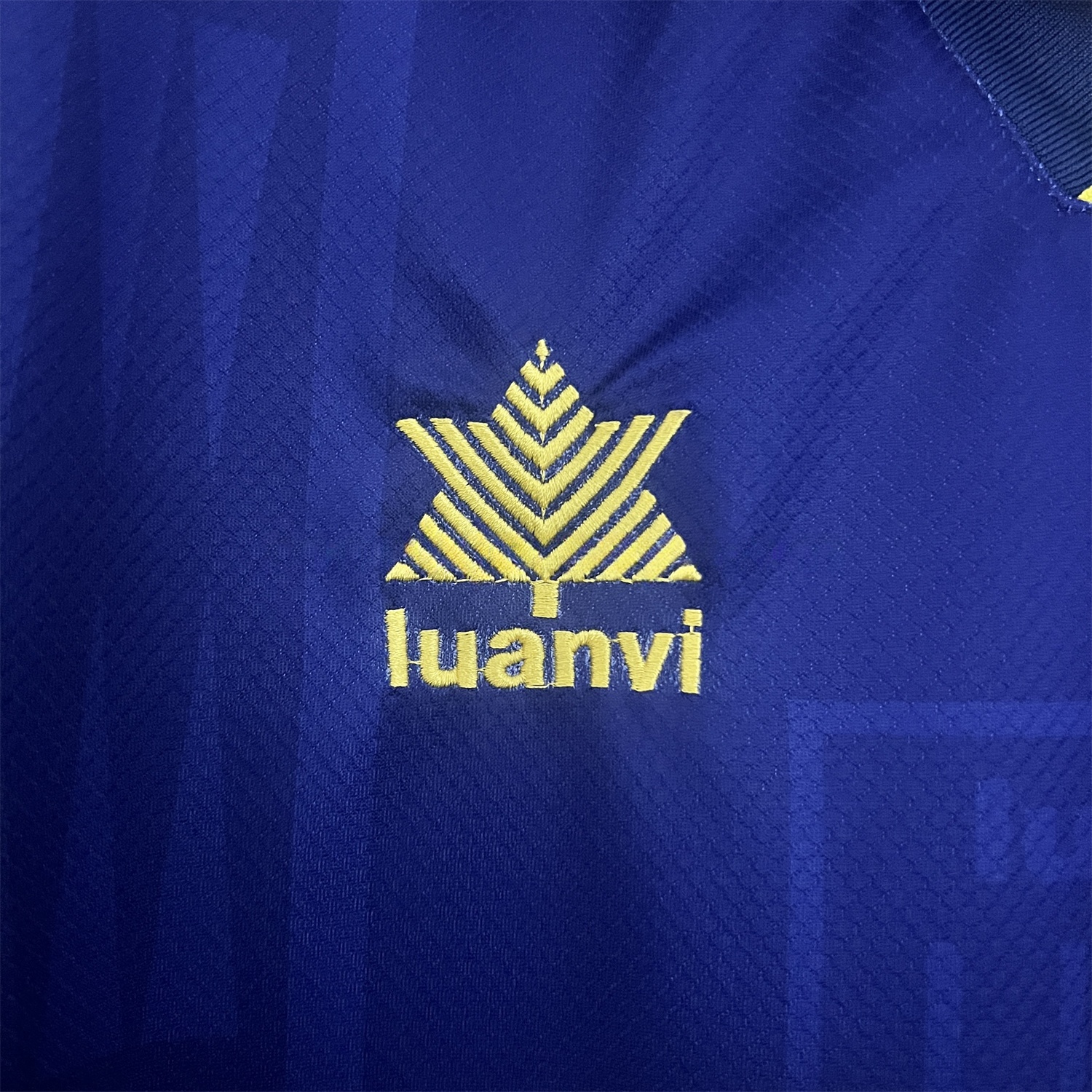 Retro Valencia 1996-97 Away Jersey - UnitedFutballJersey