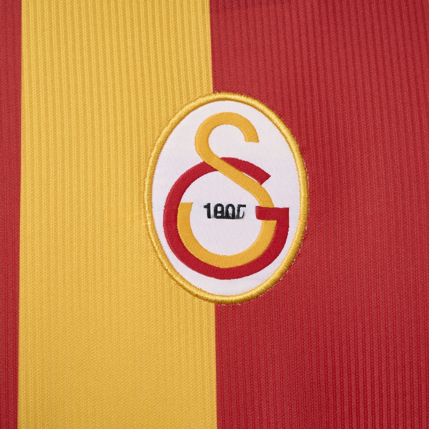 Retro Galatasaray 1999-00 Home Long Sleeves Jersey - UnitedFutballJersey