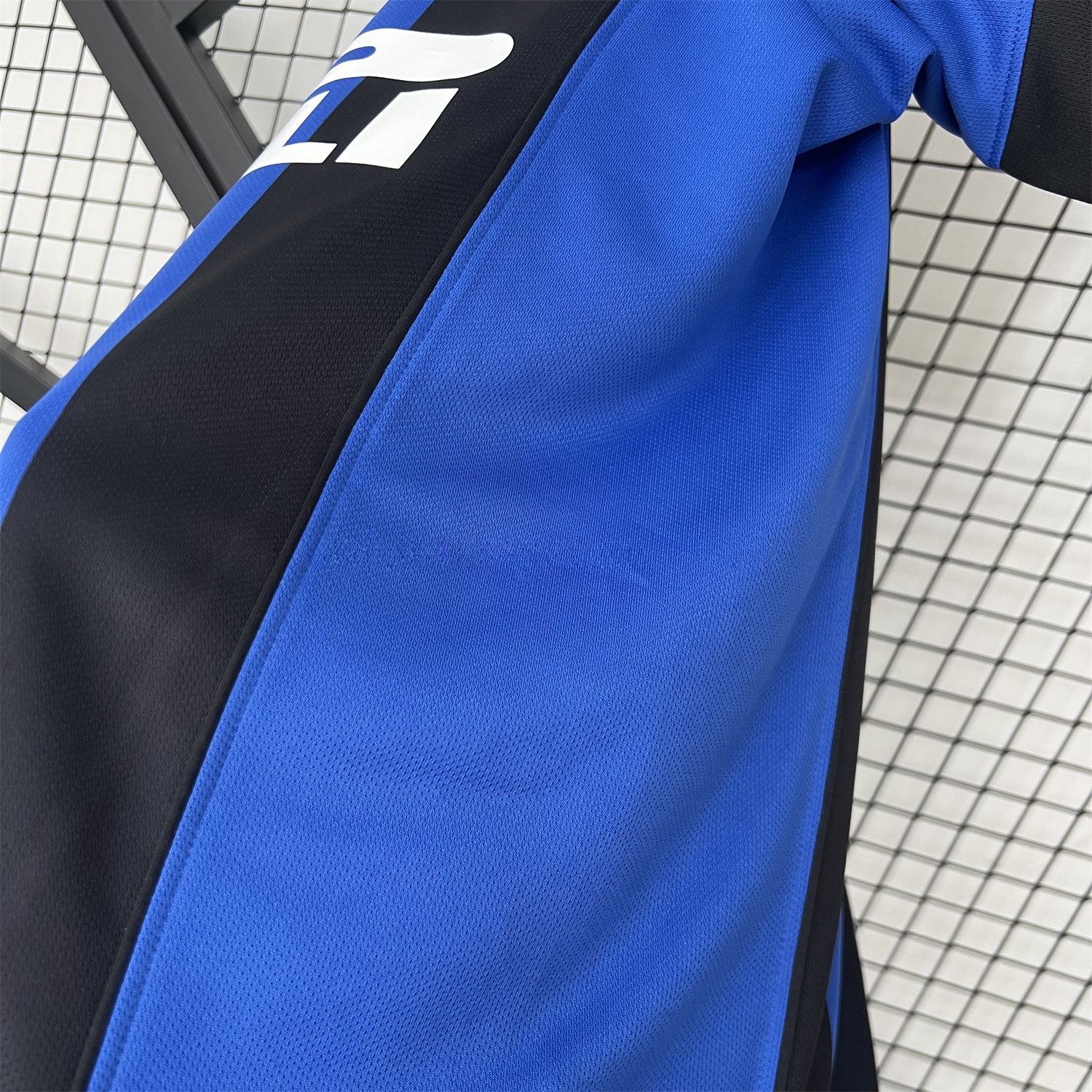 Retro Inter Milan 2004-05 Home Jersey - UnitedFutballJersey