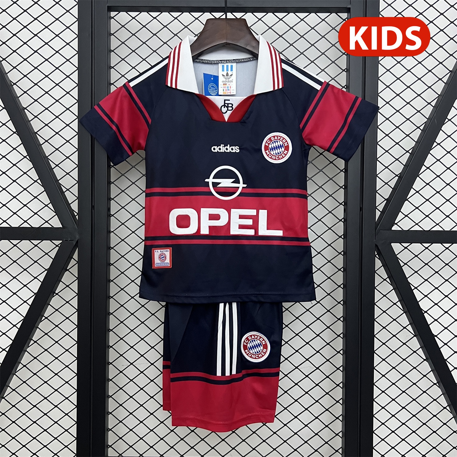 Retro Bayern Munich 1997-99 Home Kids Kit - UnitedFutballJersey