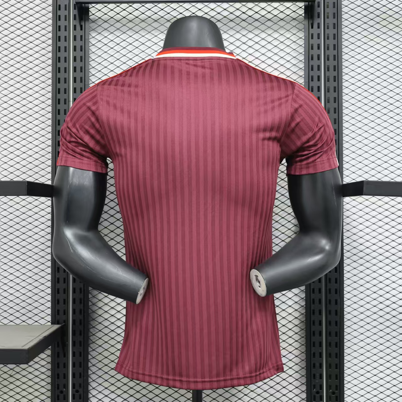 Bayern Munich 2025 Red Icon Retro Jersey - Player Version - UnitedFutballJersey