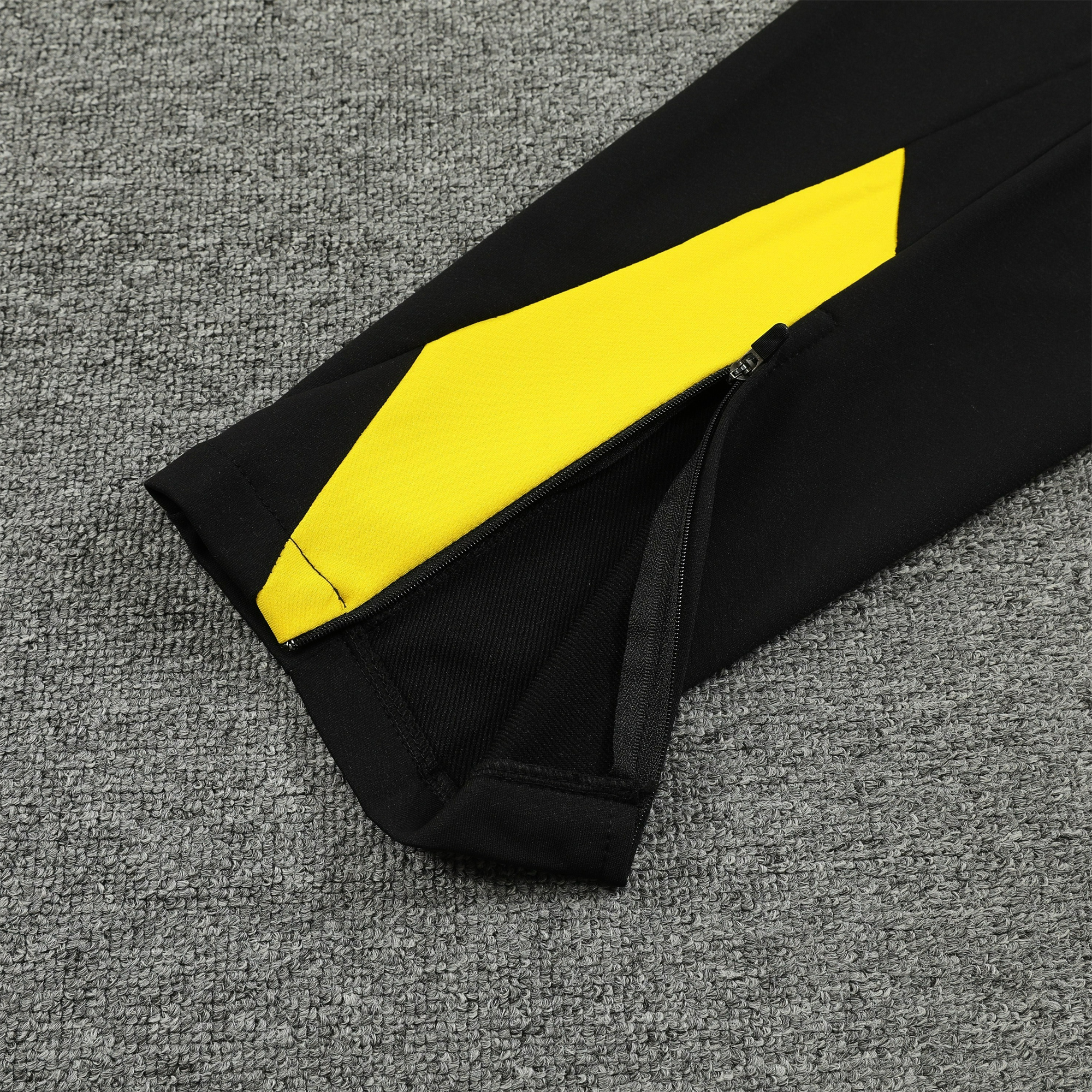 Dortmund 23-24 Men's Training Hoodie + Pants - UnitedFutballJersey