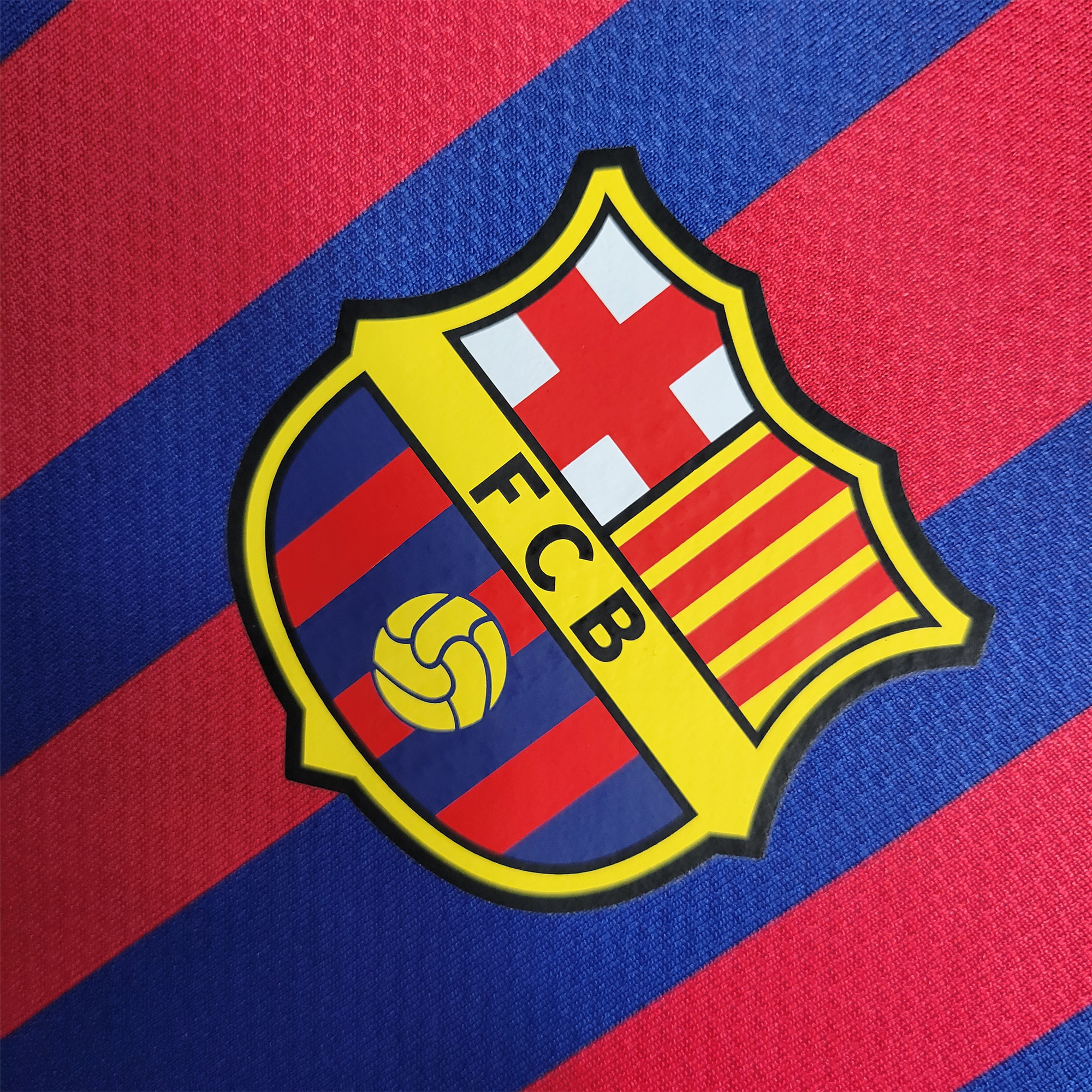 Retro Barcelona 11-12 Home Stadium Long Sleeve Jersey - UnitedFutballJersey