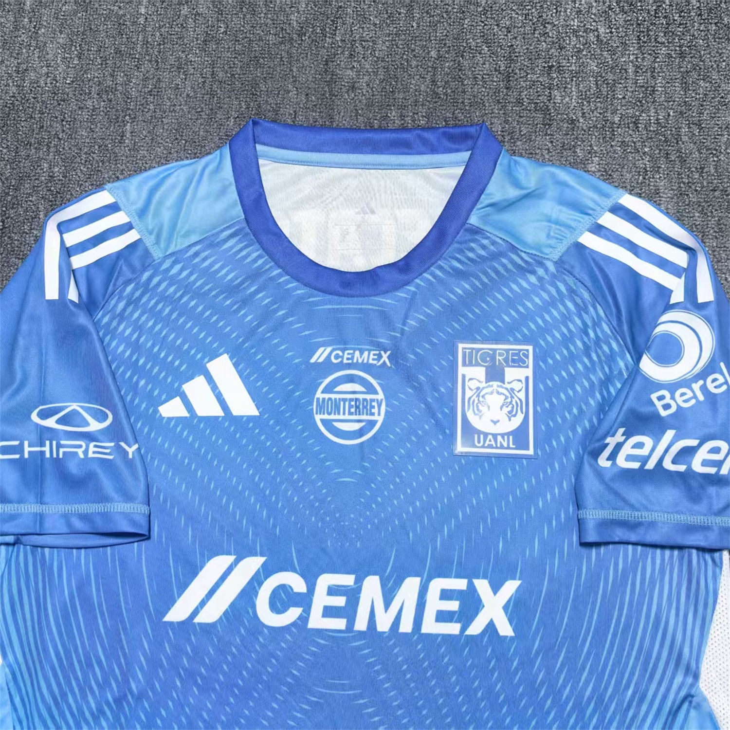Tigres UANL 25-26 Blue Goalkeeper Jersey - Fans Version - UnitedFutballJersey