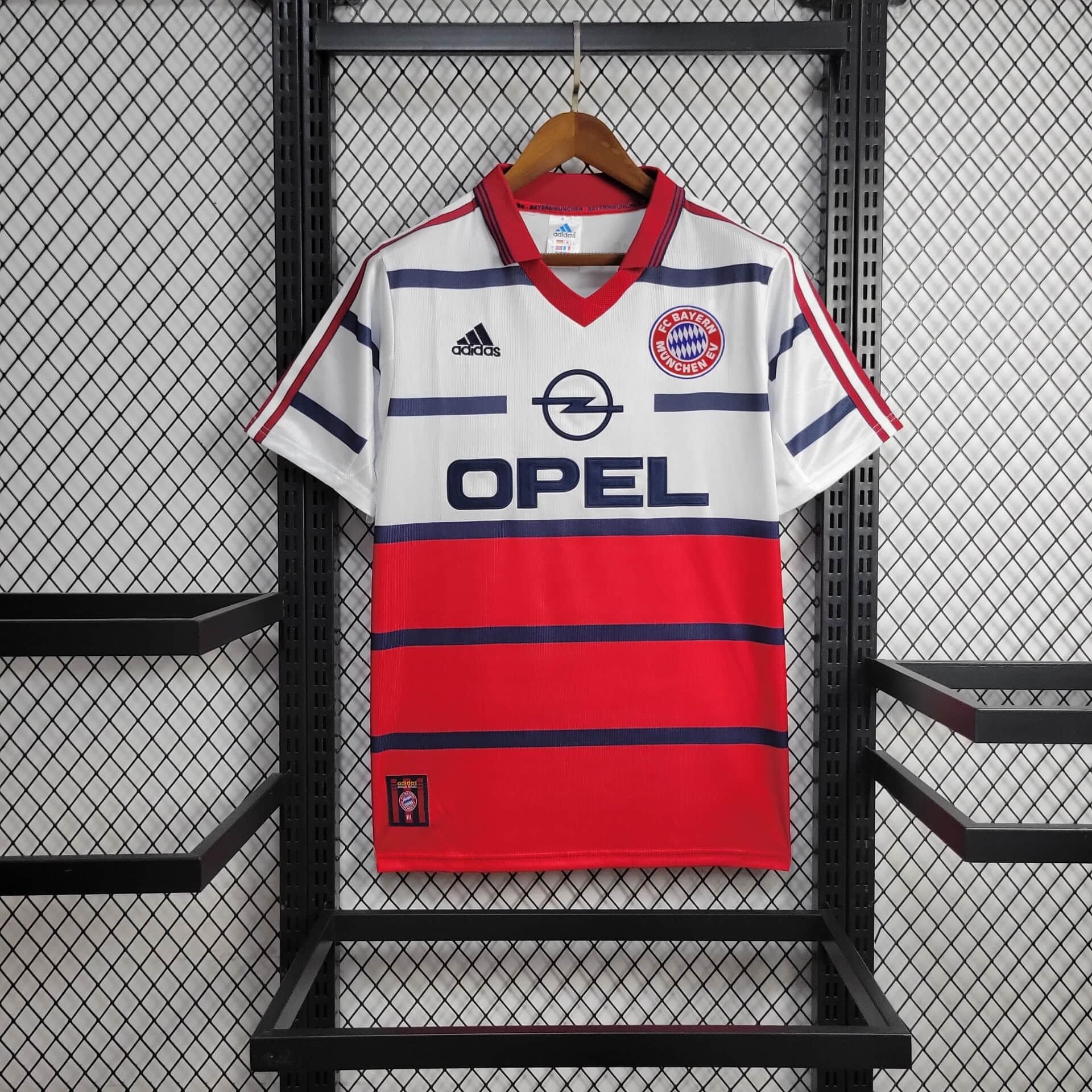 Retro Bayern Munich 1998-00 Away Jersey - UnitedFutballJersey