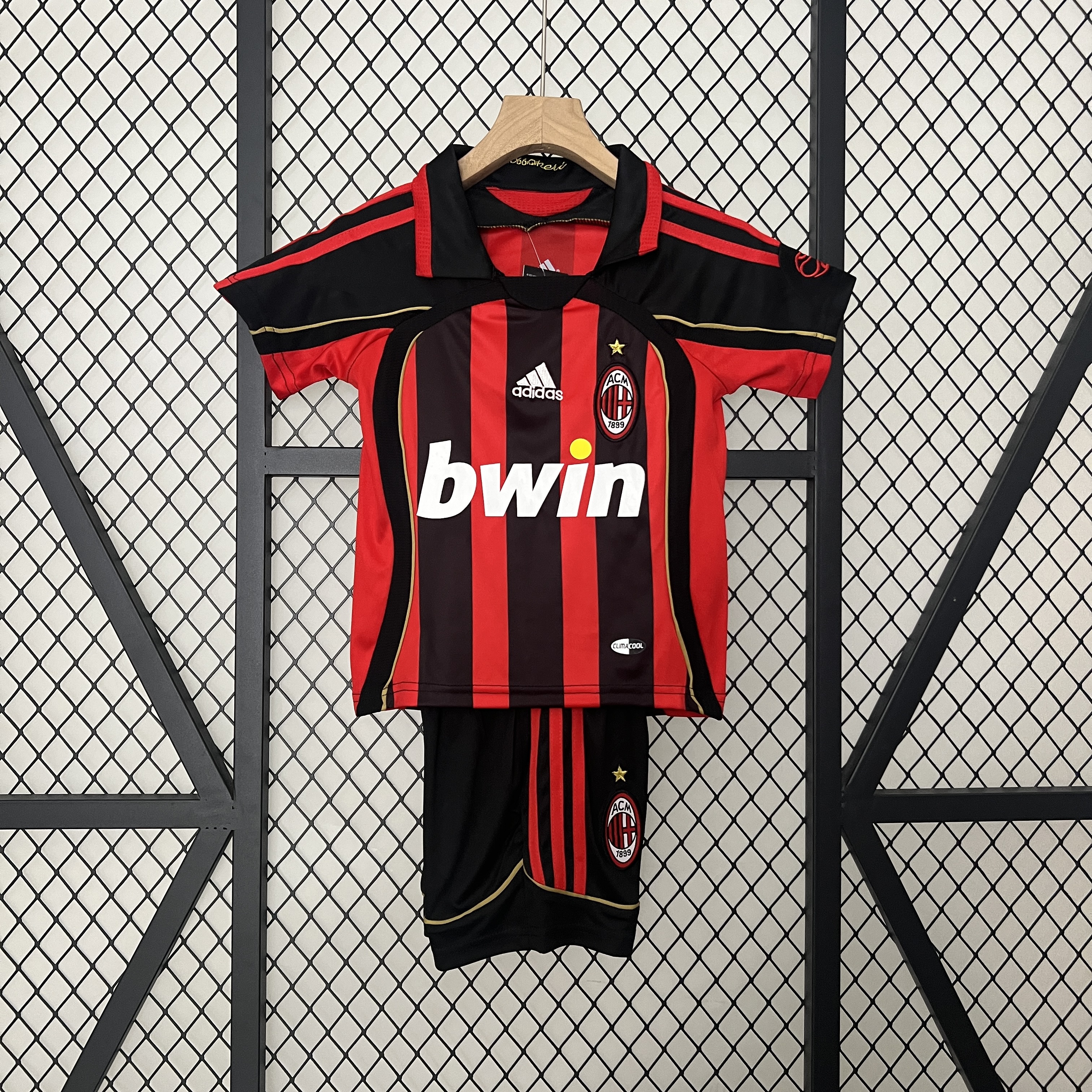 Retro AC Milan 2006-07 Home Stadium Kids Kit - UnitedFutballJersey