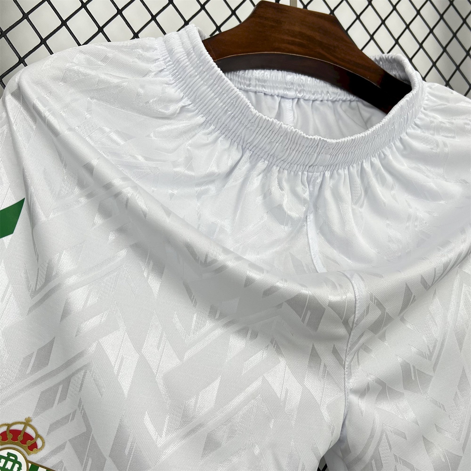Real Betis 24-25 Home Shorts - Fans Version - UnitedFutballJersey