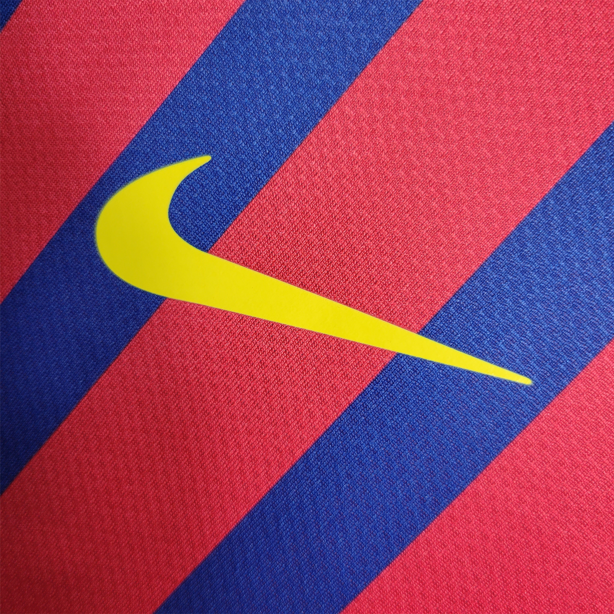 Retro Barcelona 11-12 Home Stadium Long Sleeve Jersey - UnitedFutballJersey