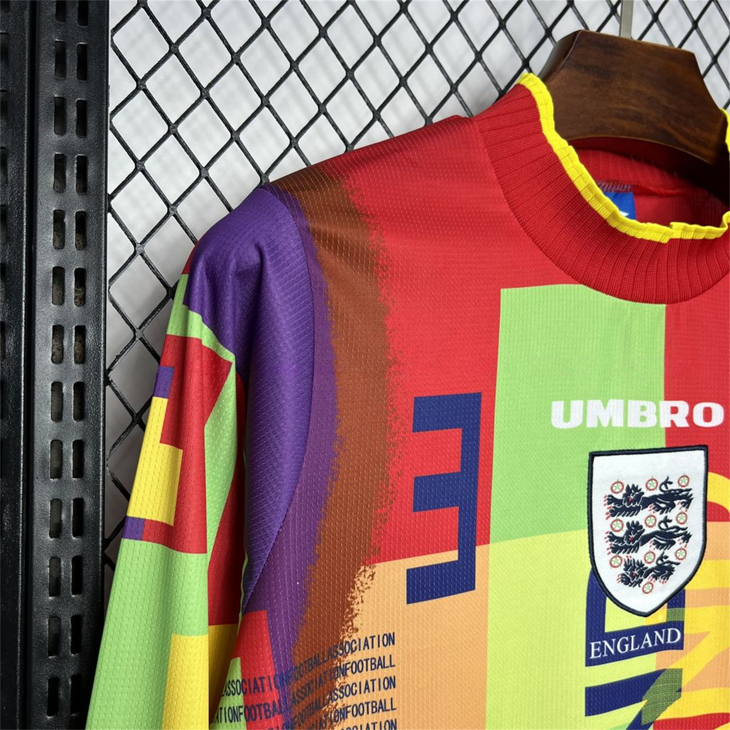 Retro England 1996 Red Goalkeeper Long Sleeve Jersey - UnitedFutballJersey