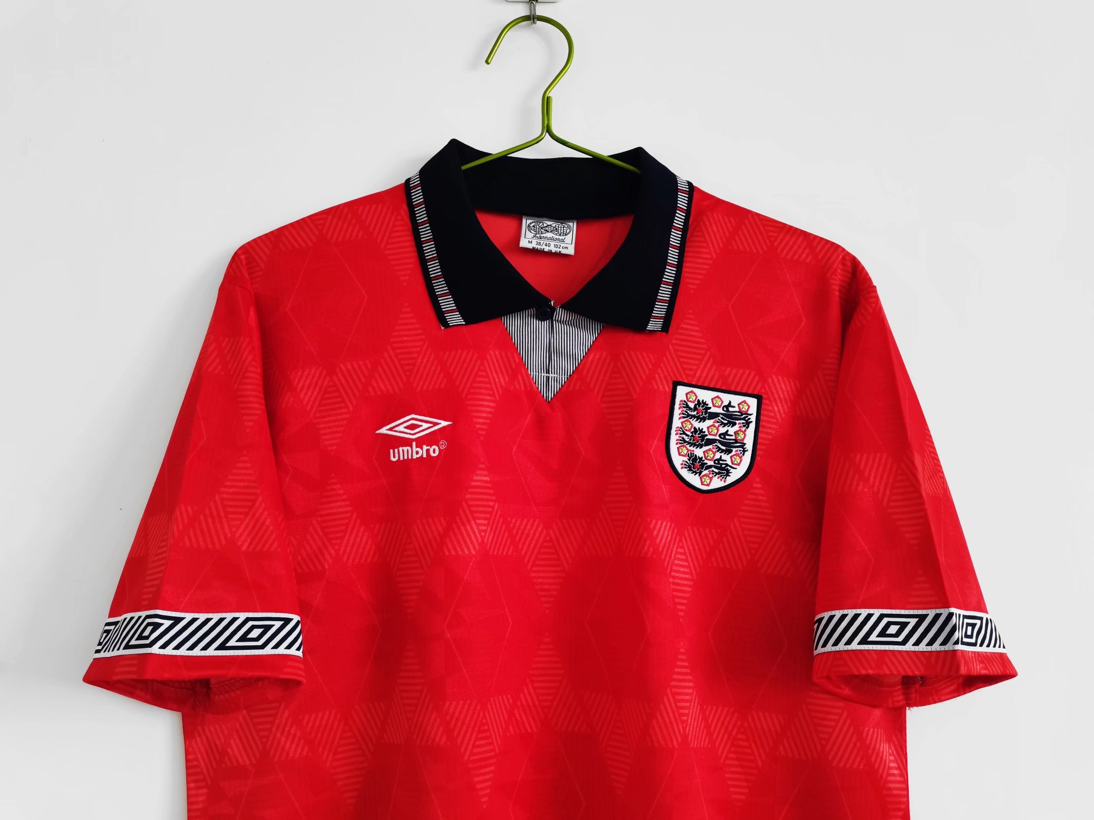 Retro England 1990 Away Stadium Jersey - UnitedFutballJersey