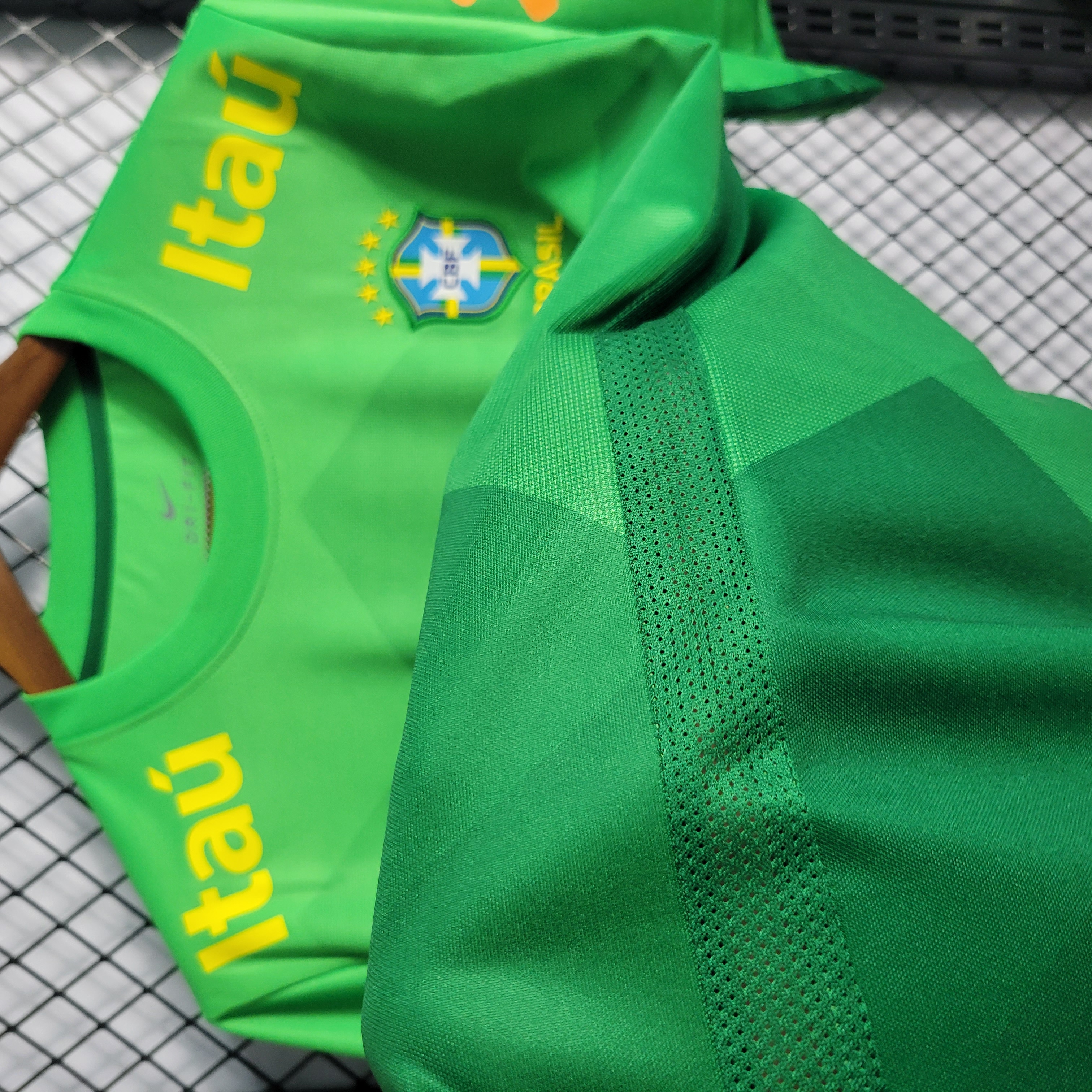 Retro Brazil 2020 Green Training Jersey - UnitedFutballJersey