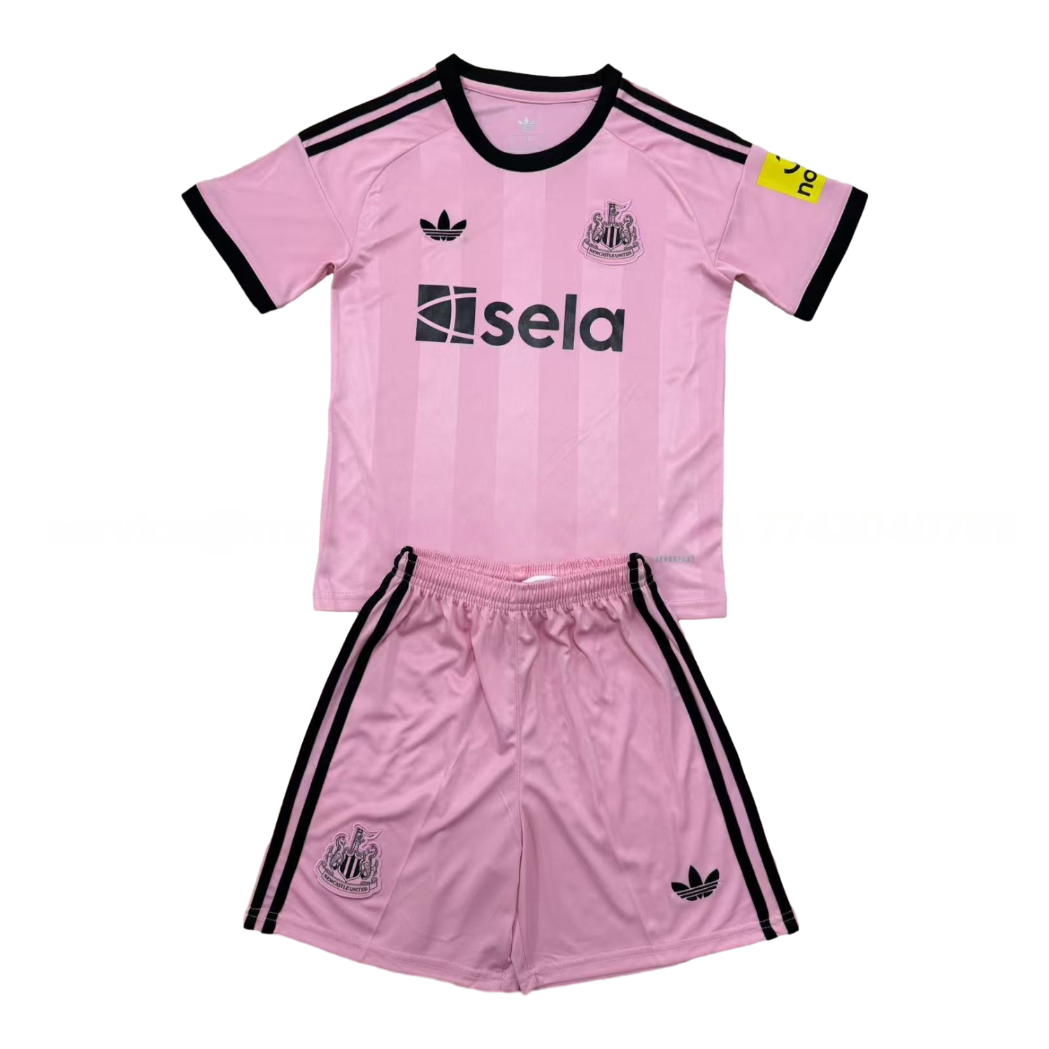 Newcastle United 25-26 Pink Goalkeeper Men's Adult Jersey Set - Fans Version - UnitedFutballJersey