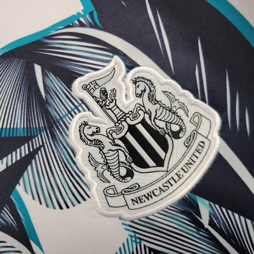 Newcastle United 24-25 Pre-Match Training Jersey - Fans Version - UnitedFutballJersey
