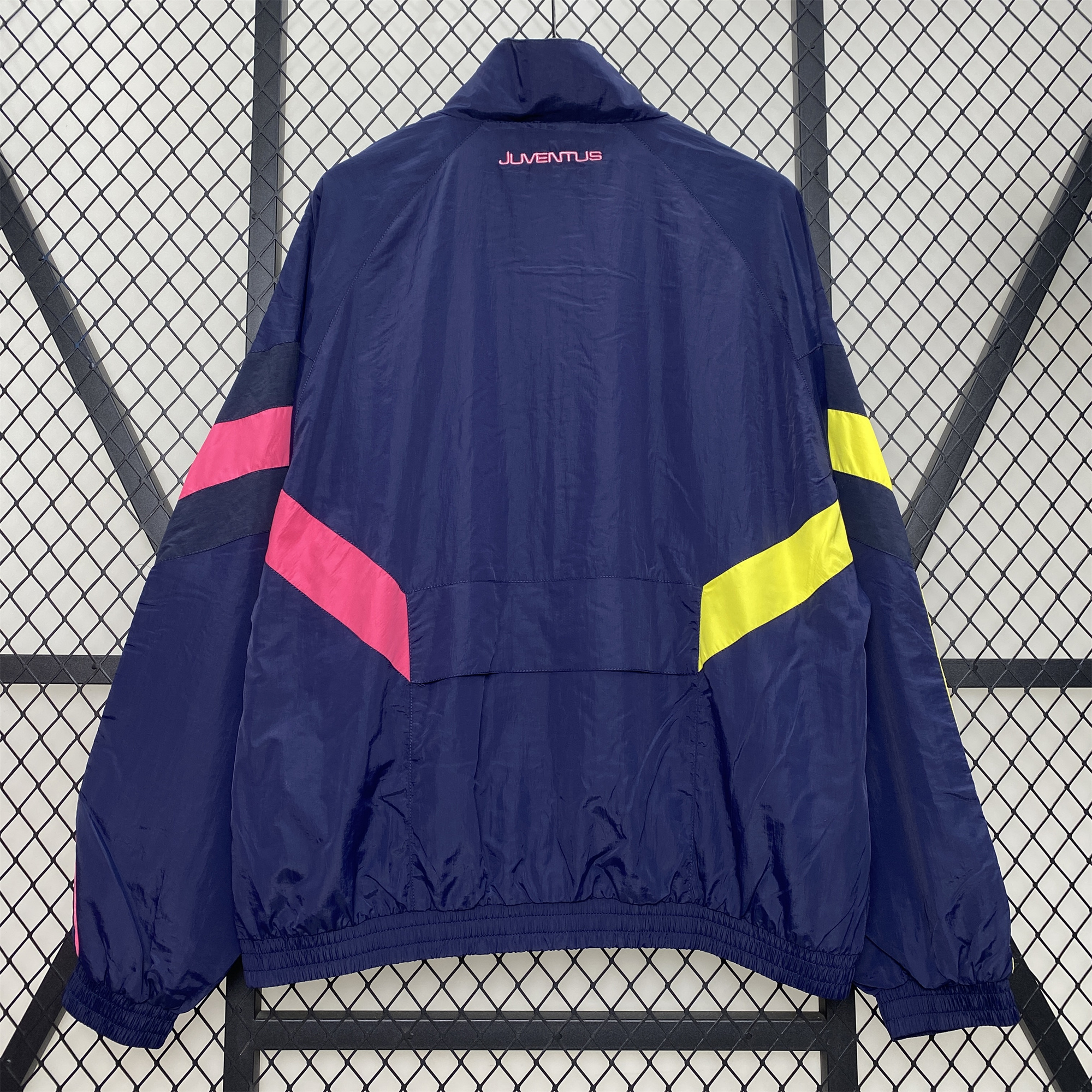 Juventus 24-25 Throwback Windbreaker Jacket - Deep Blue - UnitedFutballJersey