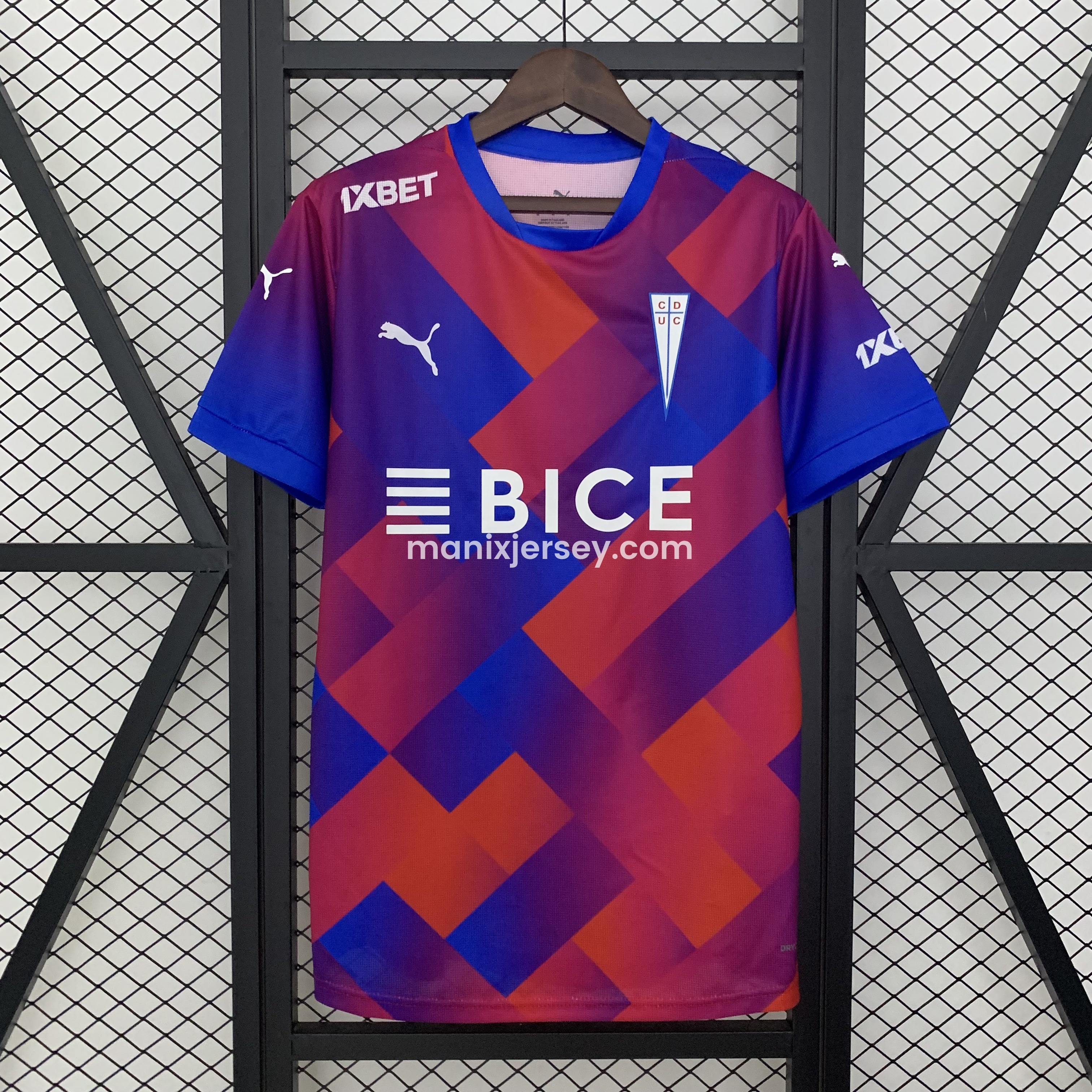 Universidad Católica del Chile 25-26 Third Jersey - Fans Version - UnitedFutballJersey