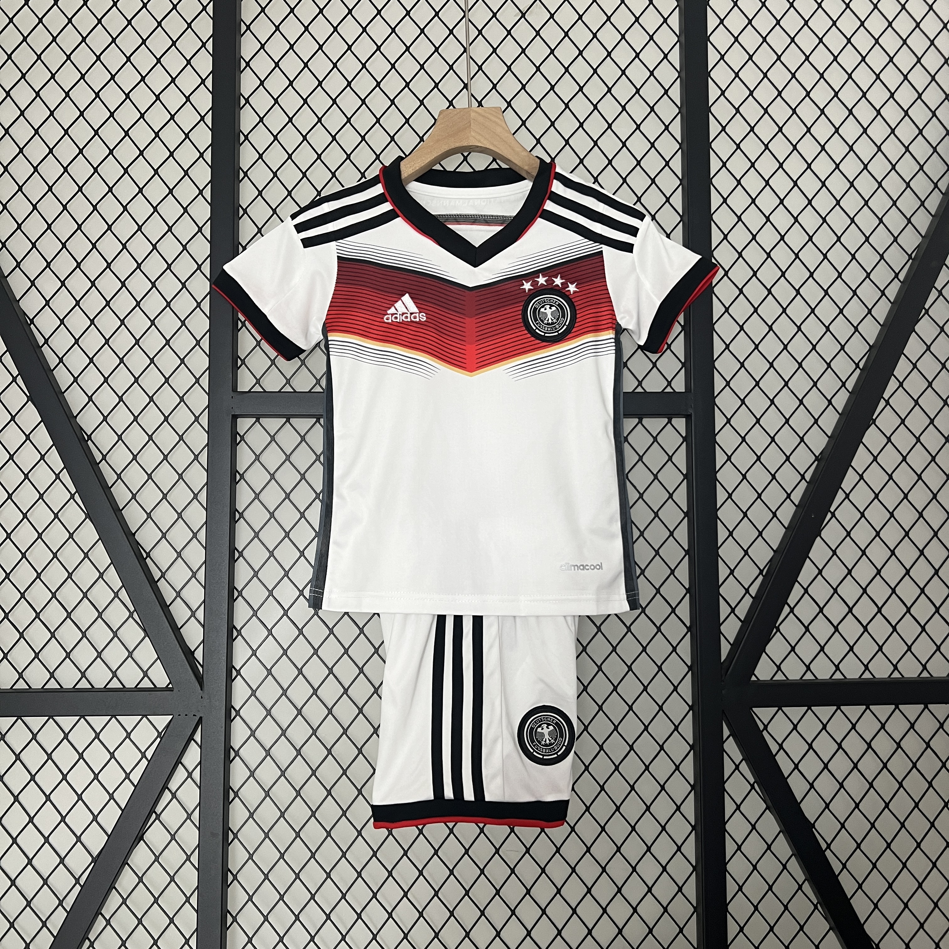 Retro Germany 2014 Home Stadium Kids Kit - UnitedFutballJersey