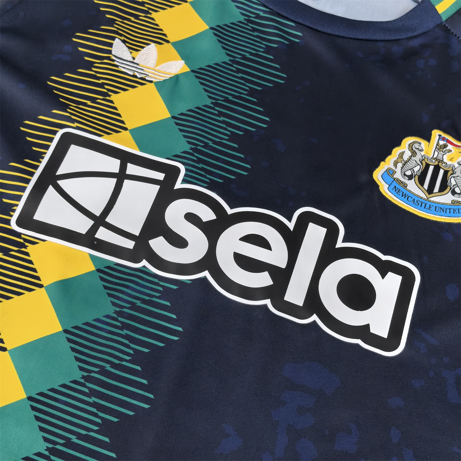 Newcastle United 25-26 Yellow Green Plaids Black Special Jersey - Fans Version - UnitedFutballJersey
