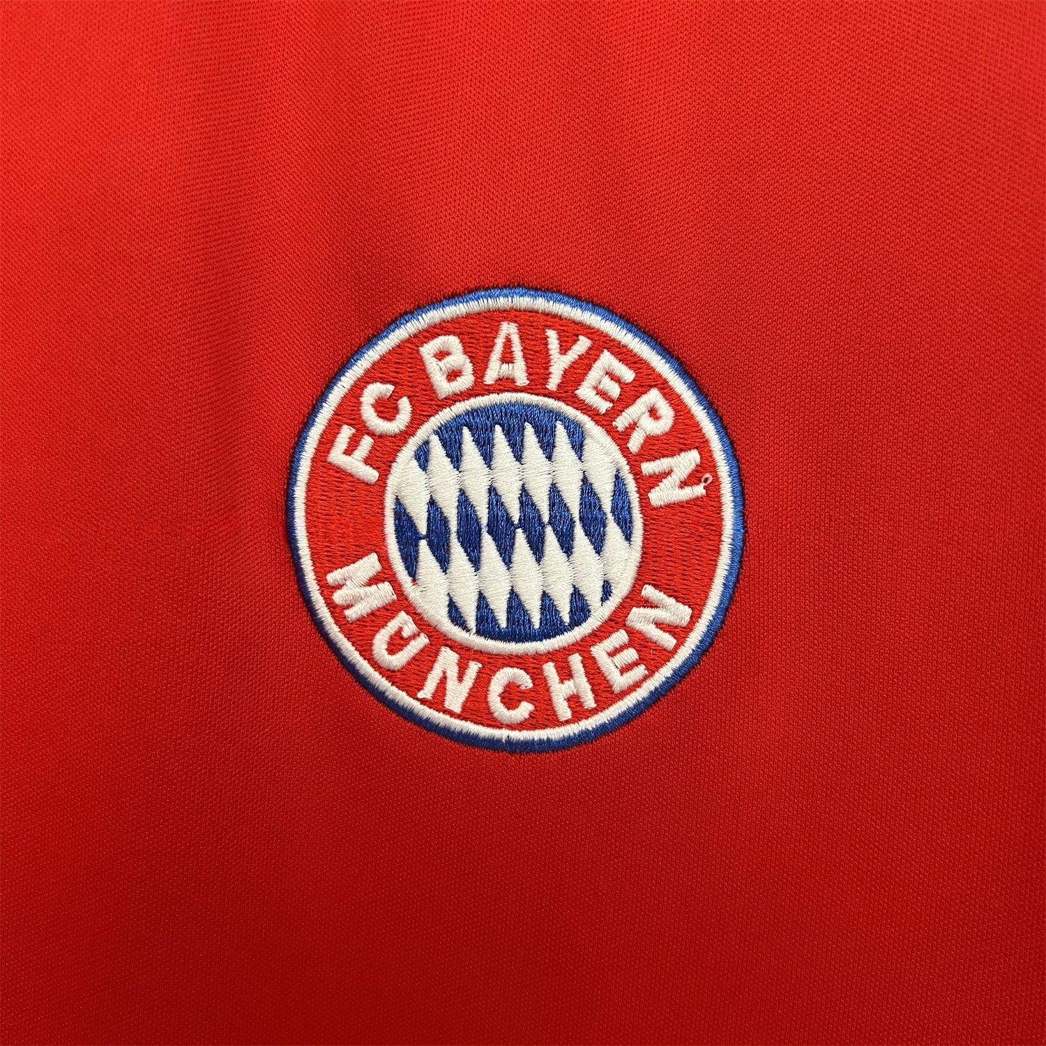 Retro Bayern Munich 2000-01 Home Jersey - UnitedFutballJersey