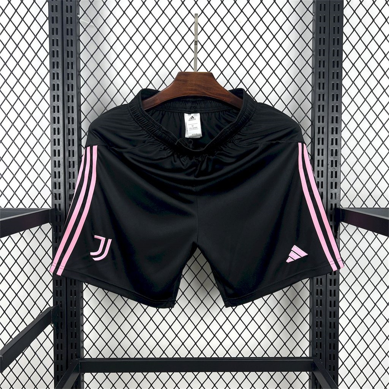 Juventus 25-26 Home Black Shorts - Fans Version - UnitedFutballJersey
