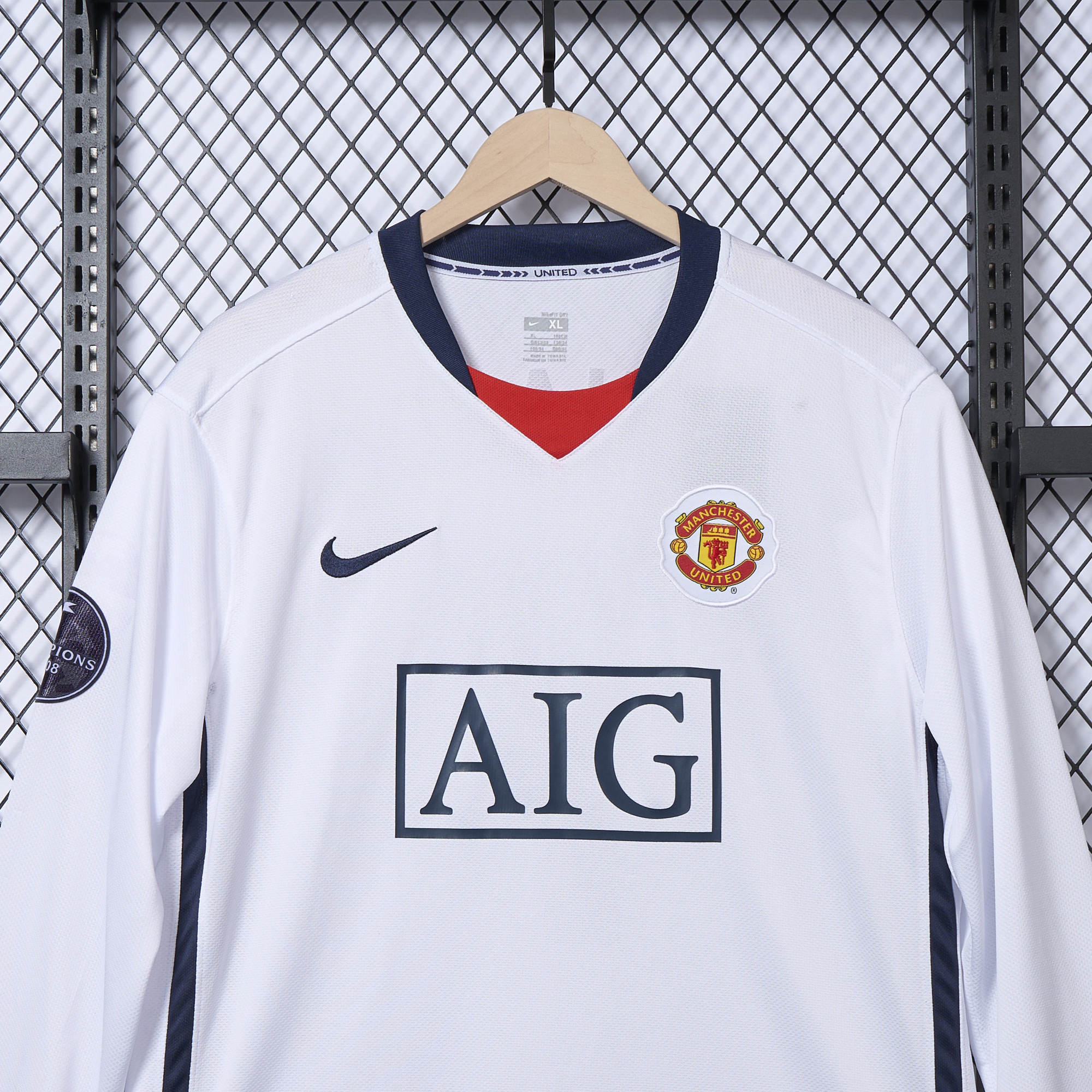 Retro Manchester United 08-09 Away Long Sleeve Jersey - UnitedFutballJersey