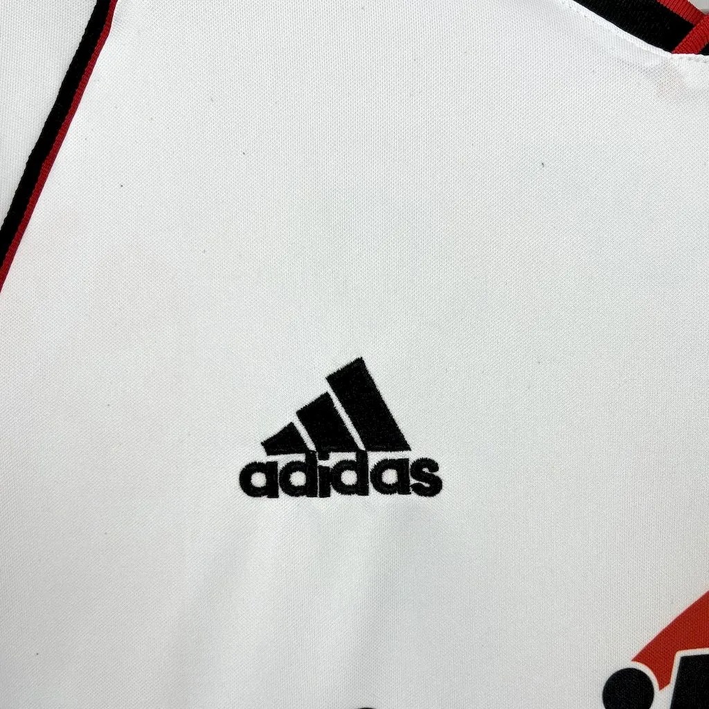 Retro River Plate 2000-01 Home Jersey - UnitedFutballJersey
