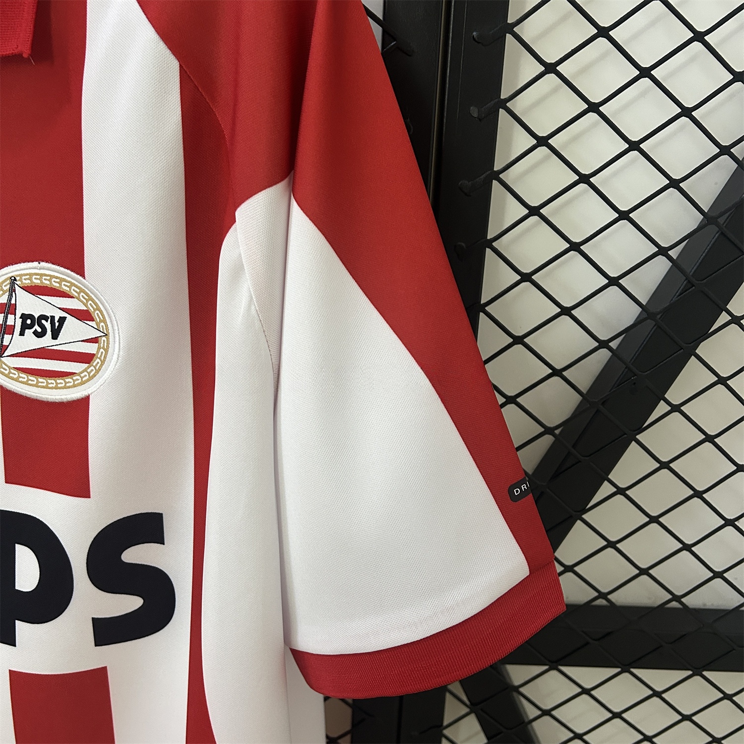 Retro PSV Eindhoven 2000-01 Home Jersey - UnitedFutballJersey