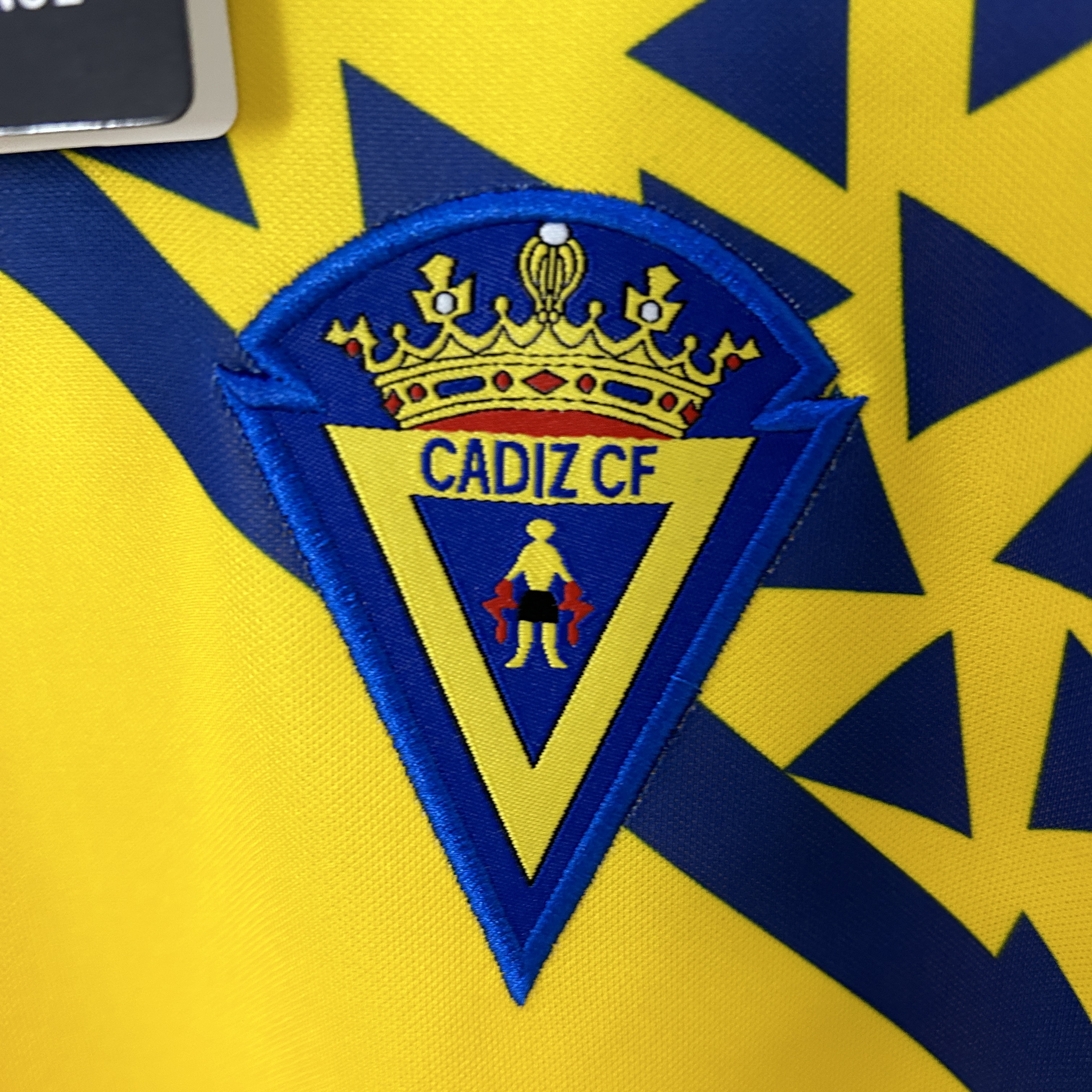 Retro Cádiz Cadiz 1991-92 Home Jersey - UnitedFutballJersey