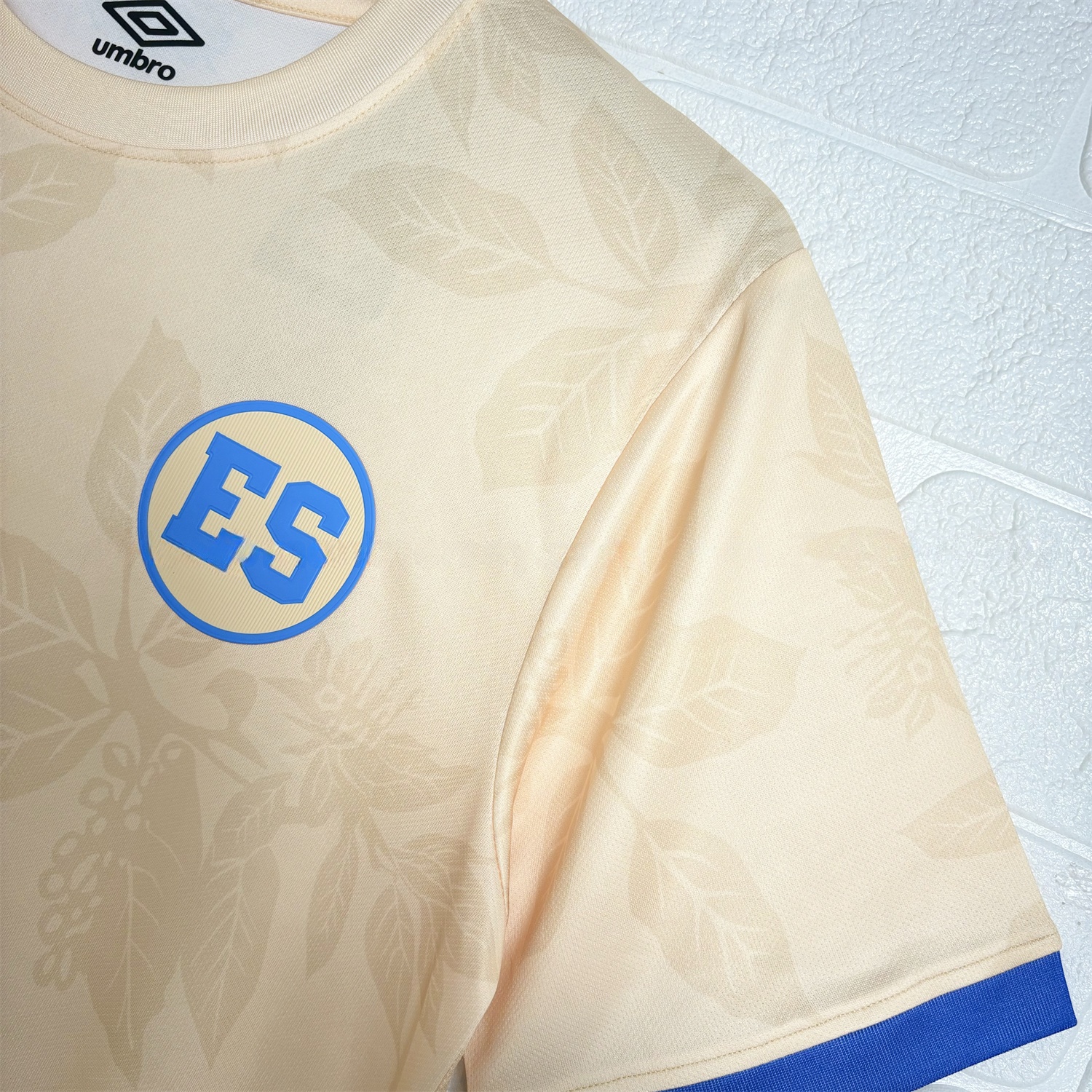 El Salvador 2025-26 Yellow Pre-Match Jersey - Fans Version - UnitedFutballJersey