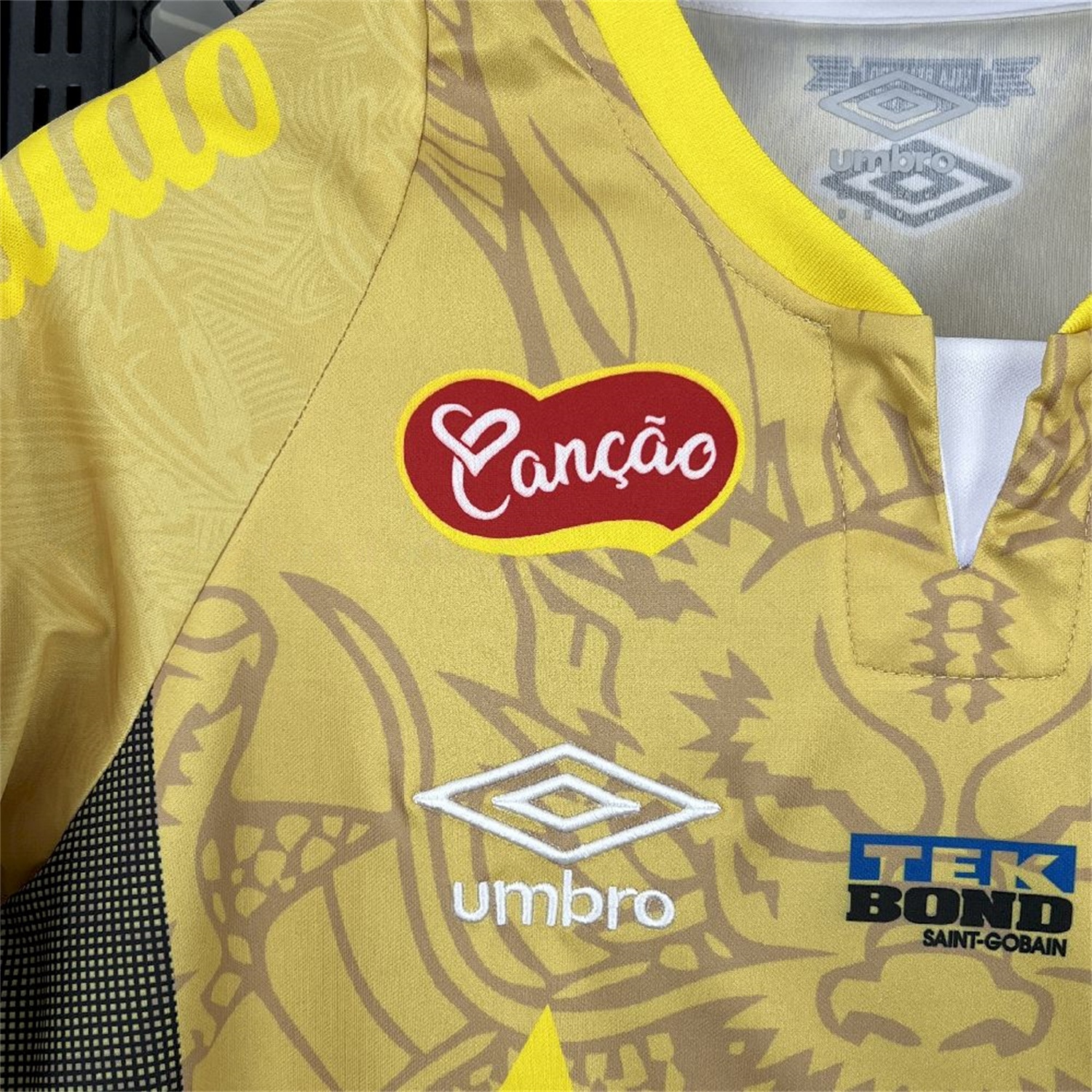 Santos 25-26 Yellow Special Jersey with Sponsors - Fans Version - UnitedFutballJersey
