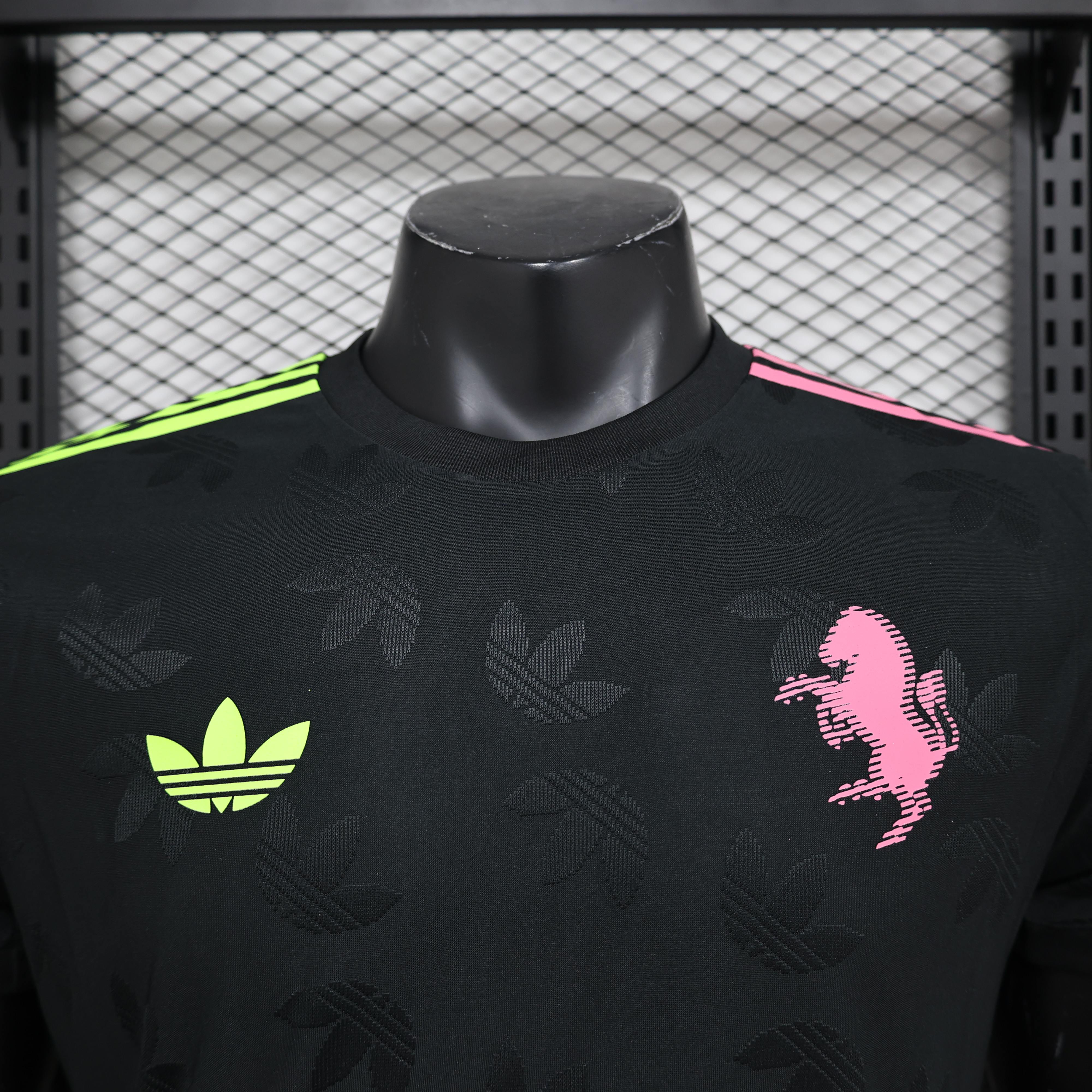 Juventus 24-25 Black Special Edition Jersey - Player Version - UnitedFutballJersey
